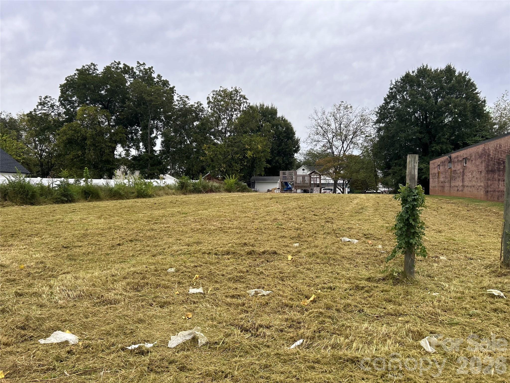 116 3rd Avenue Property Photo 3