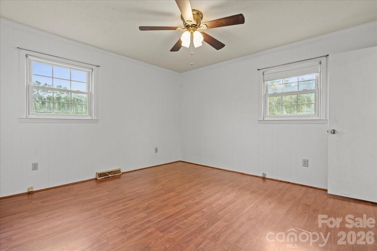 630 E Pigg Street Property Photo 22