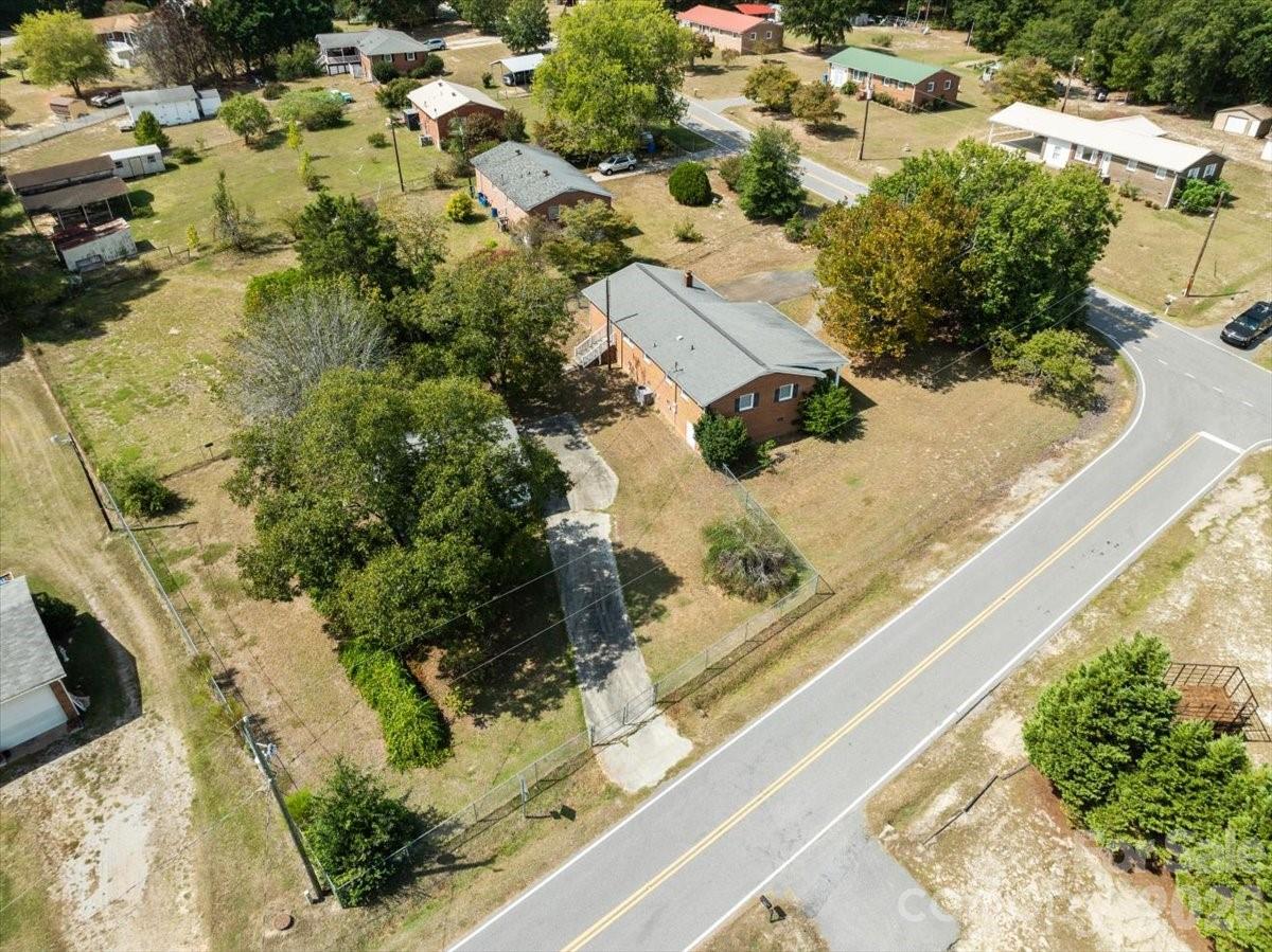 630 E Pigg Street Property Photo 35