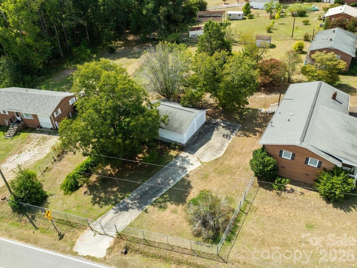 630 E Pigg Street Property Photo 36