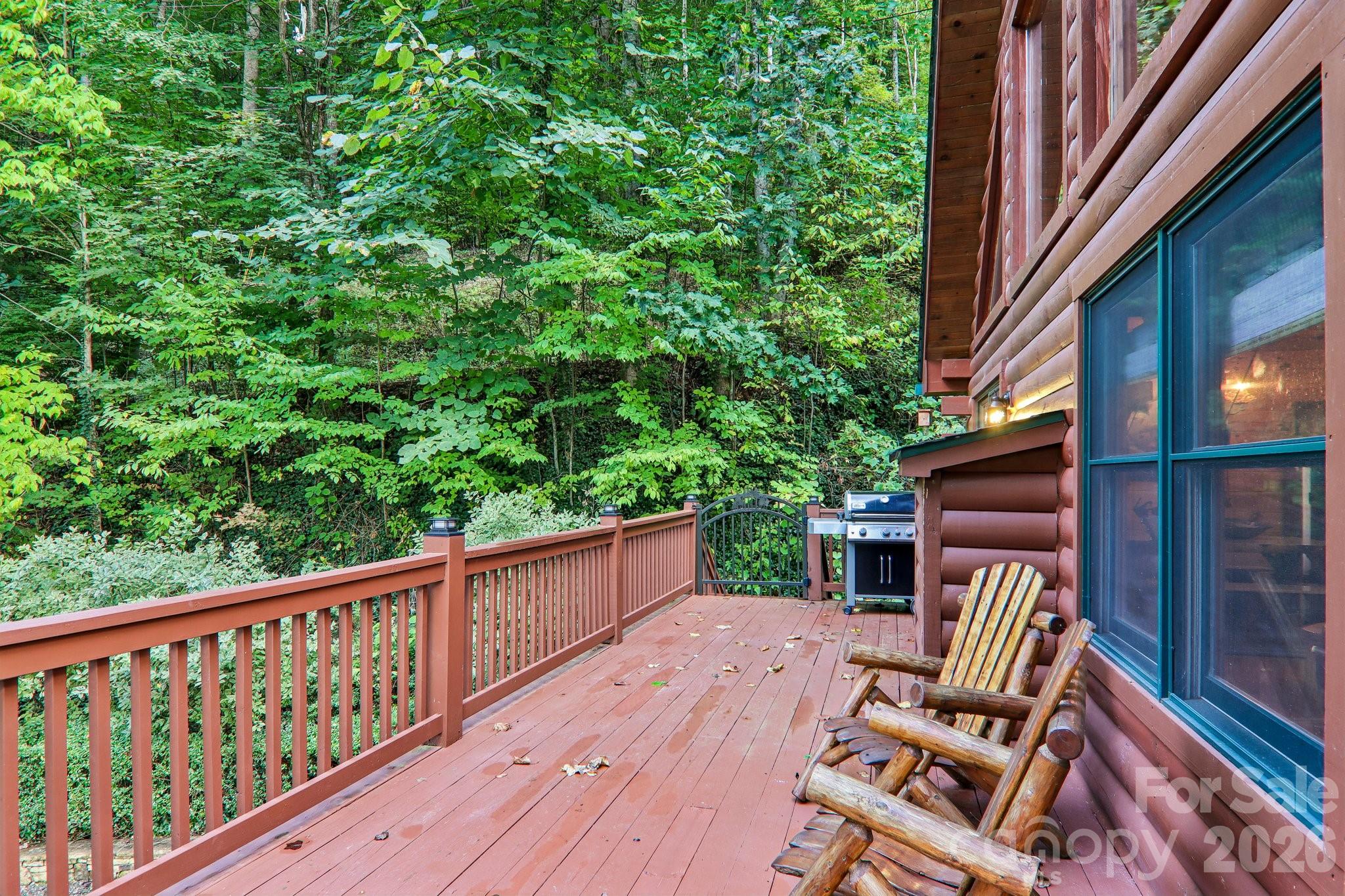 230 Forest Drive Property Photo 11