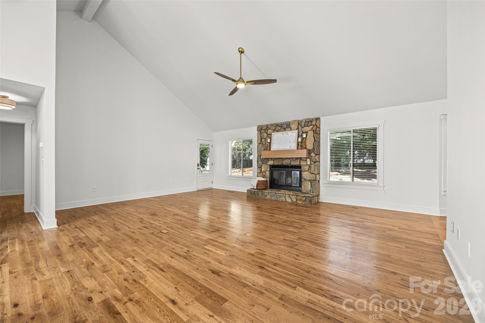 25002 Molokai Drive Property Photo 7