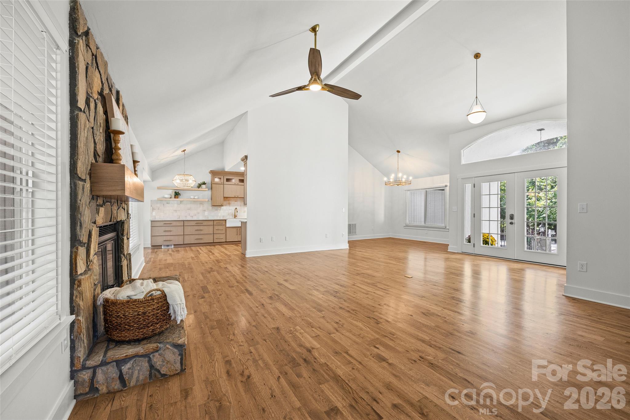 25002 Molokai Drive Property Photo 10