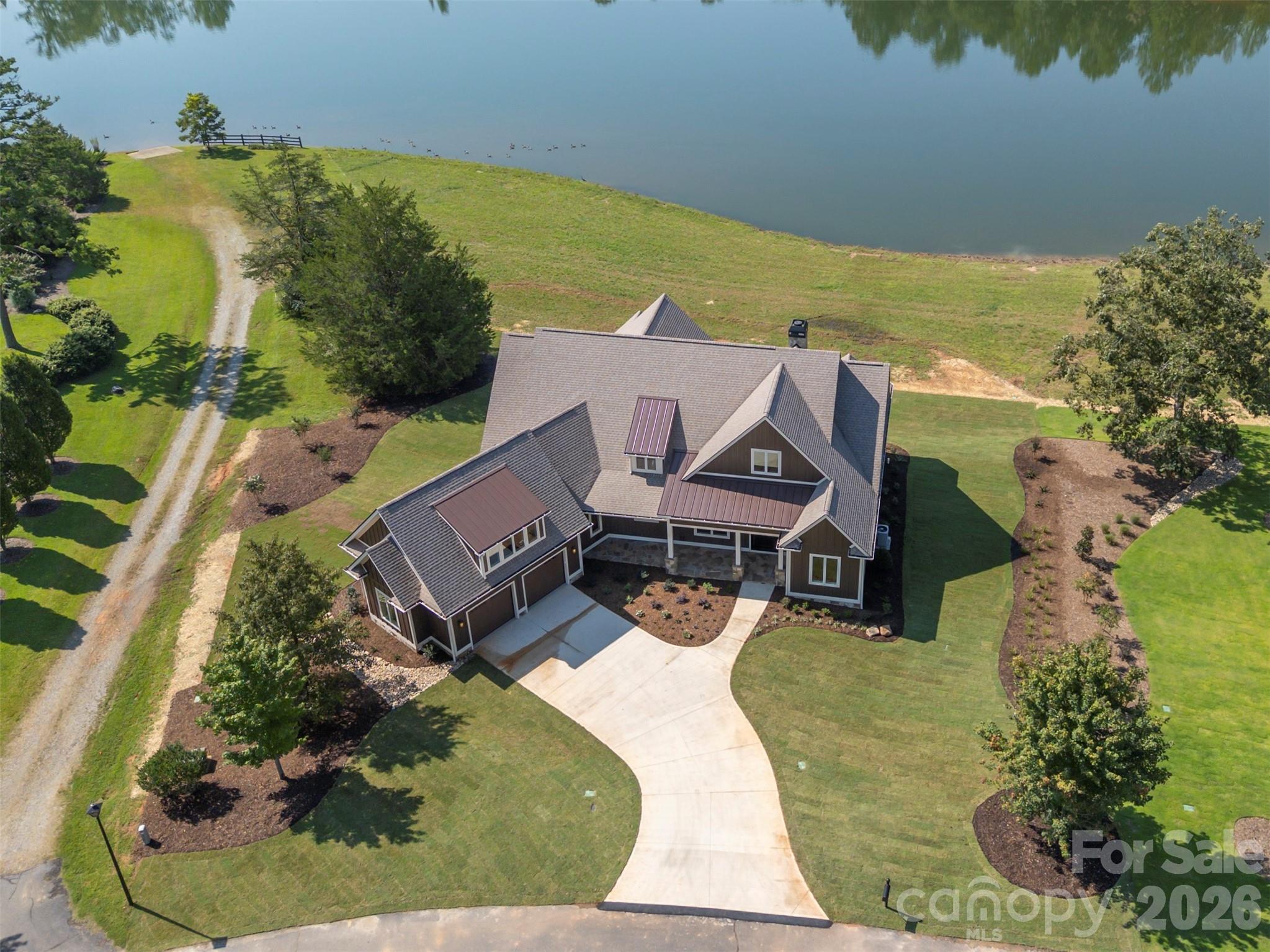 978 Mapleton Lane Property Photo 41