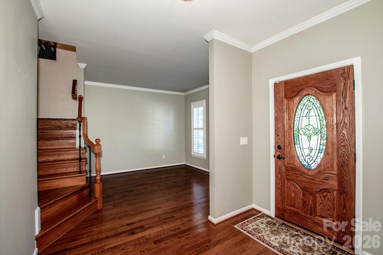 16908 Hampton Crossing Drive Property Photo 4
