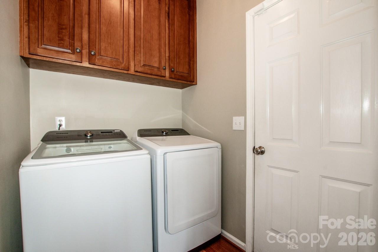 16908 Hampton Crossing Drive Property Photo 13