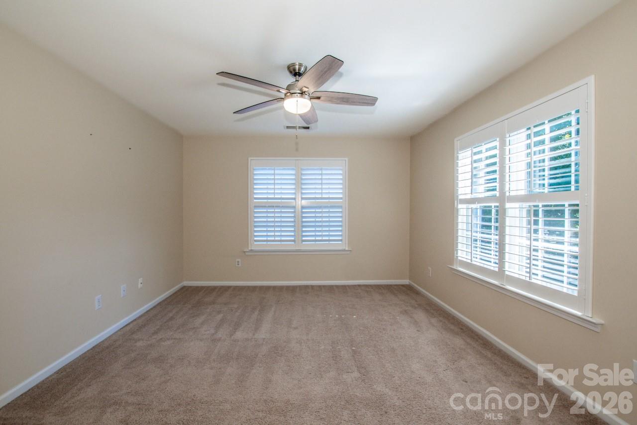 16908 Hampton Crossing Drive Property Photo 19