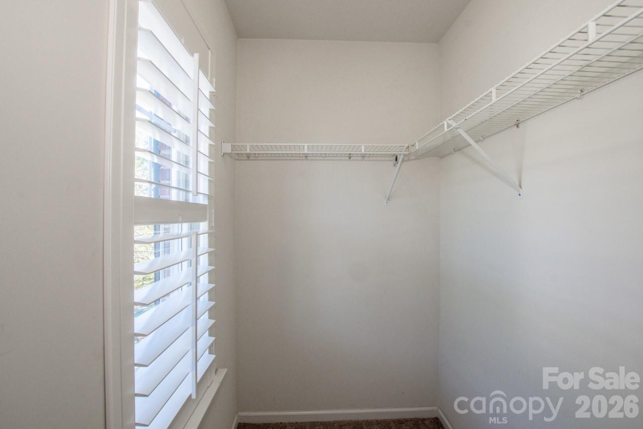 16908 Hampton Crossing Drive Property Photo 23