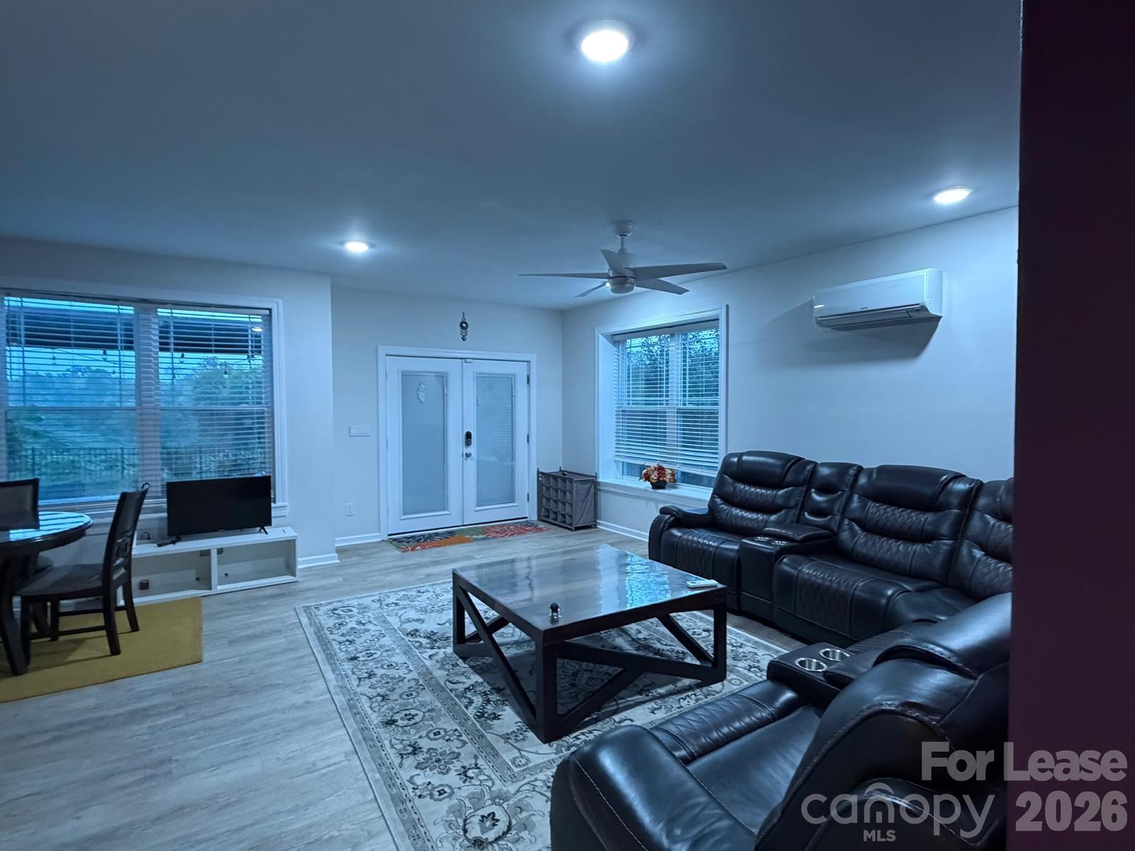1733 Spears Drive 2 Property Photo 1
