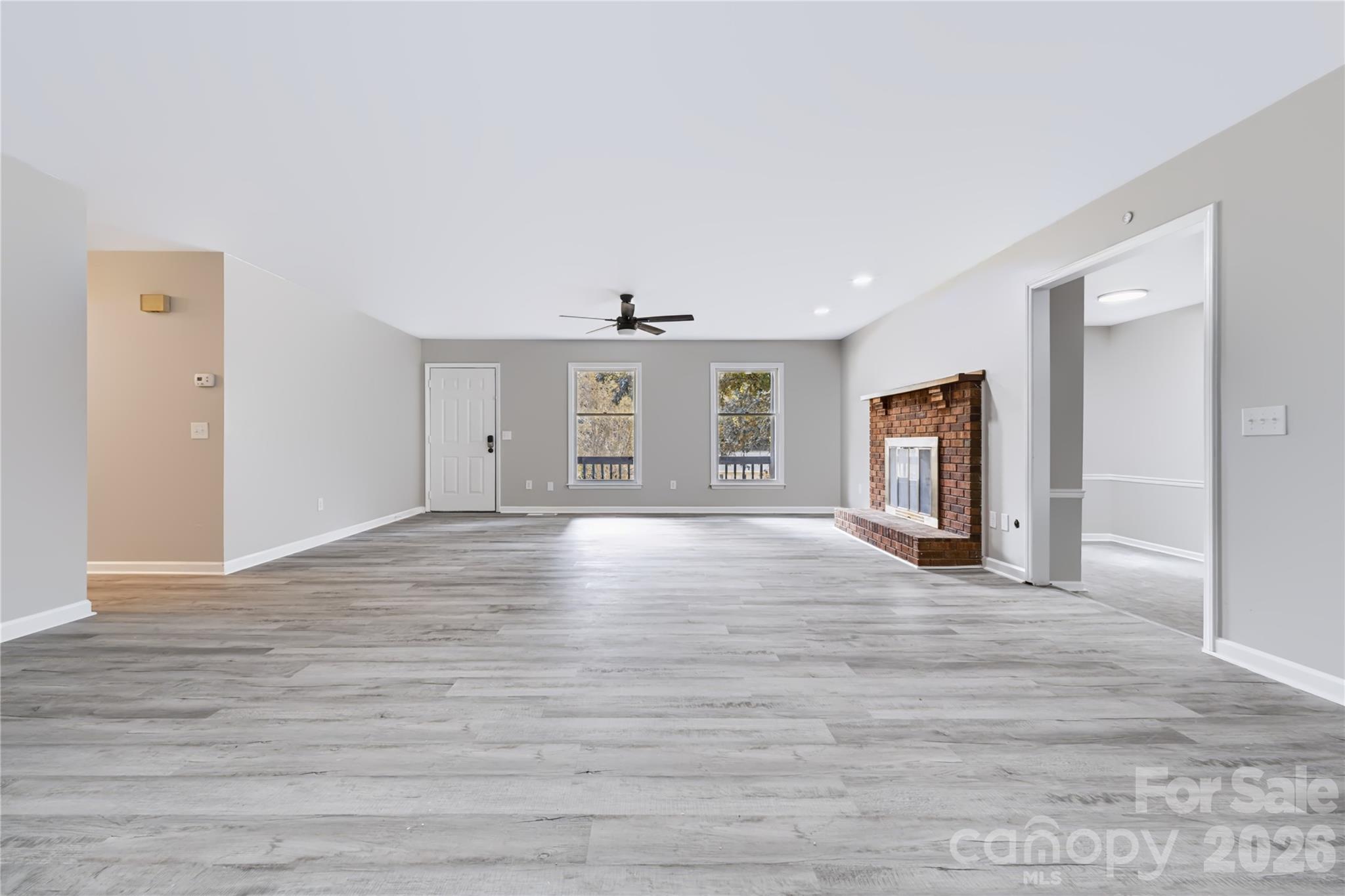 2537 Brentwood Circle Property Photo 8