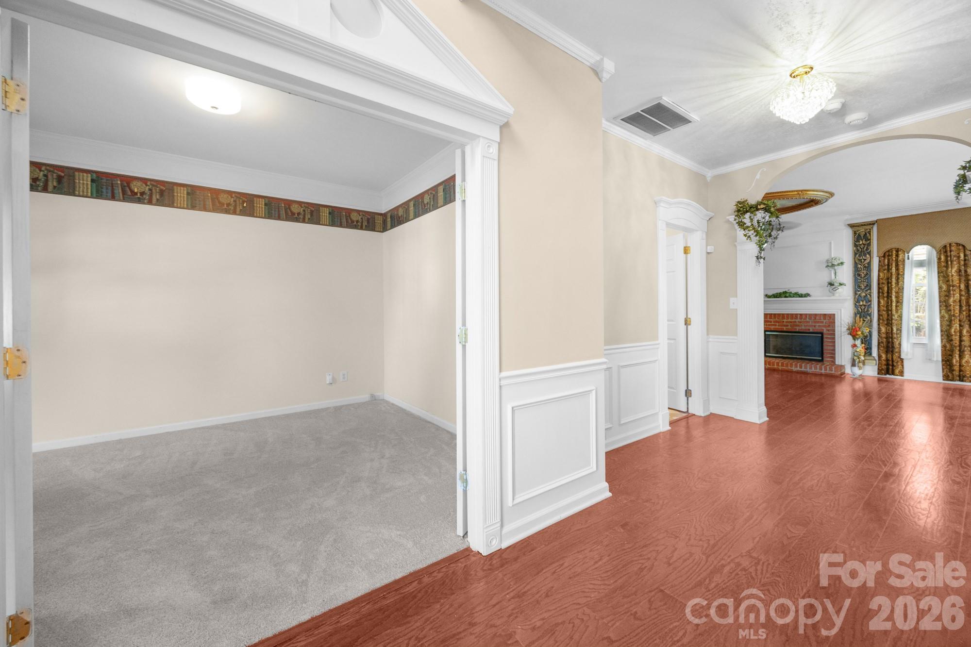 11623 Fox Hill Drive Property Photo 13