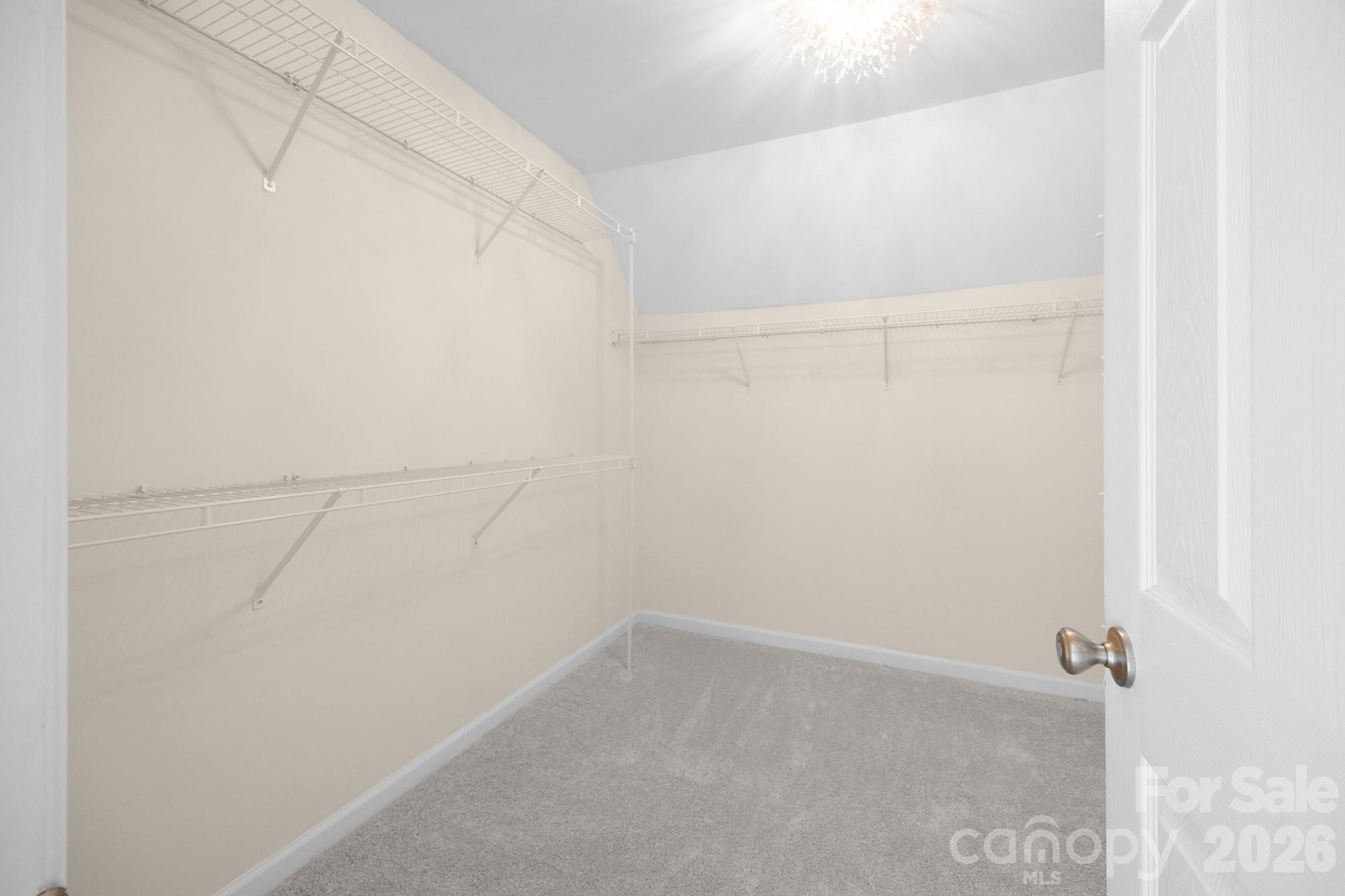 11623 Fox Hill Drive Property Photo 24