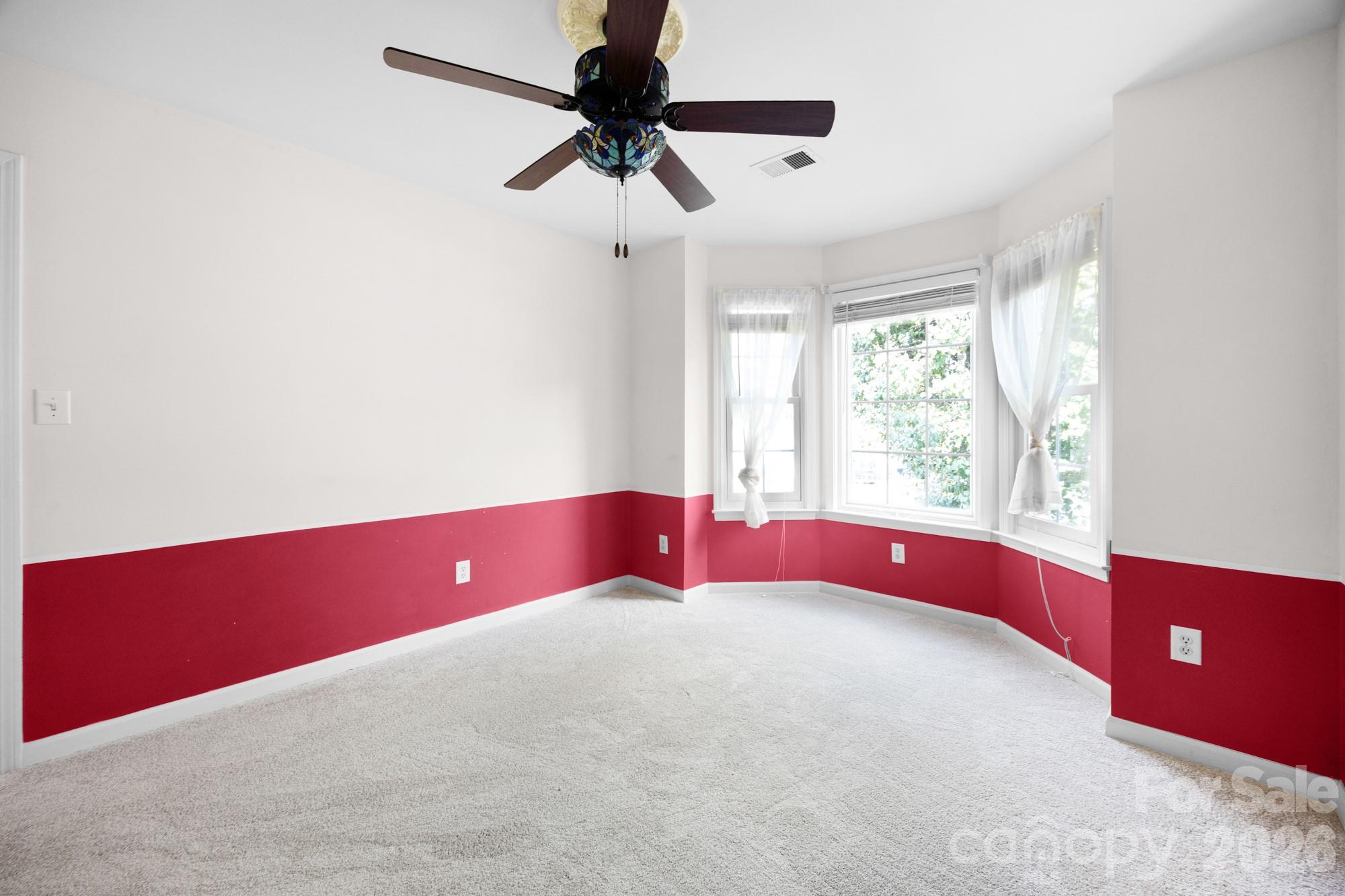 11623 Fox Hill Drive Property Photo 28