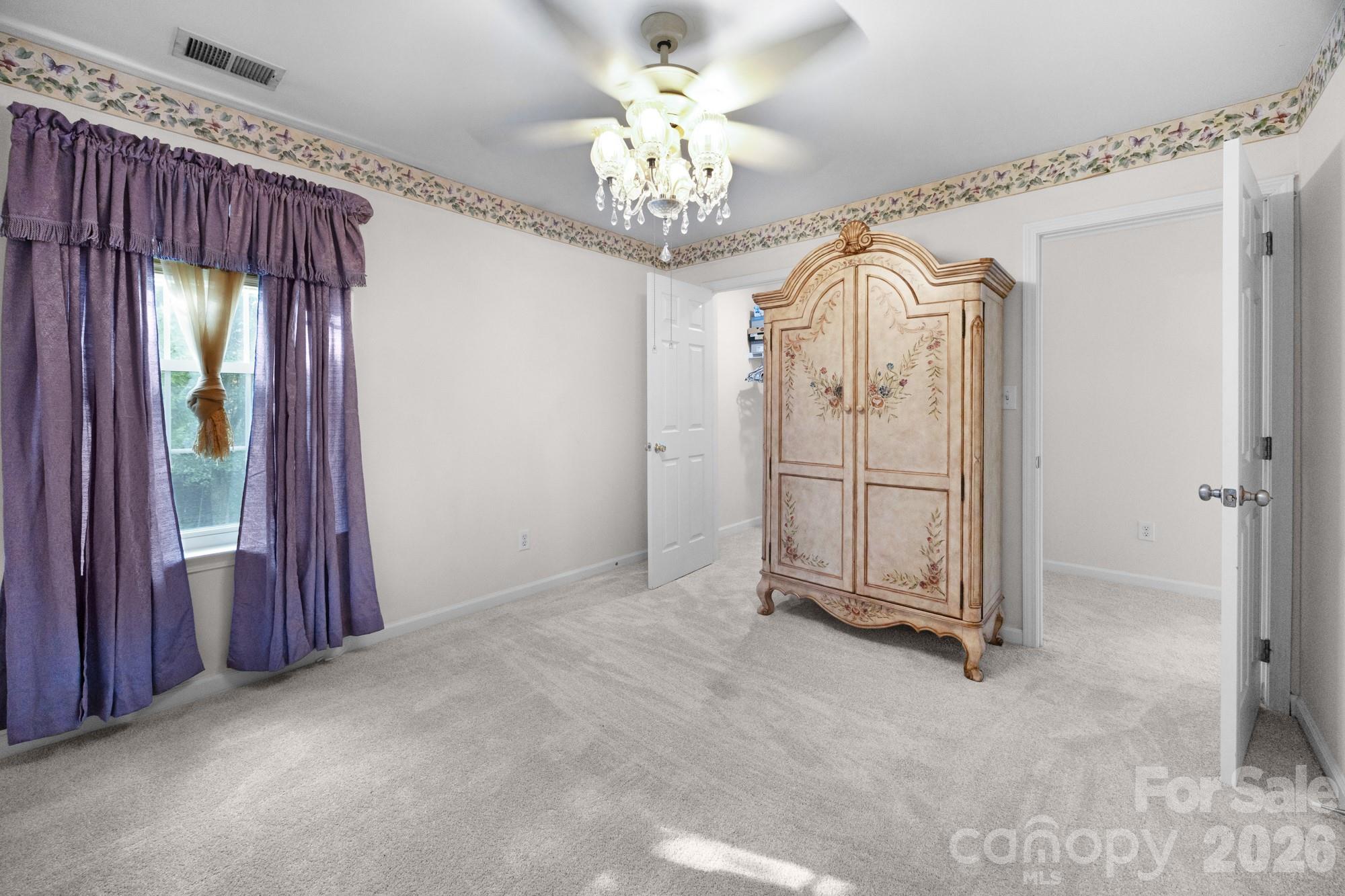 11623 Fox Hill Drive Property Photo 32