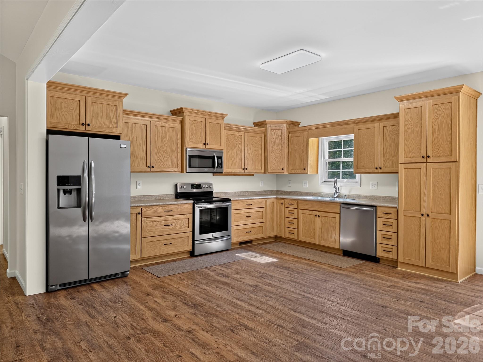 255 Brians Way Property Photo 4