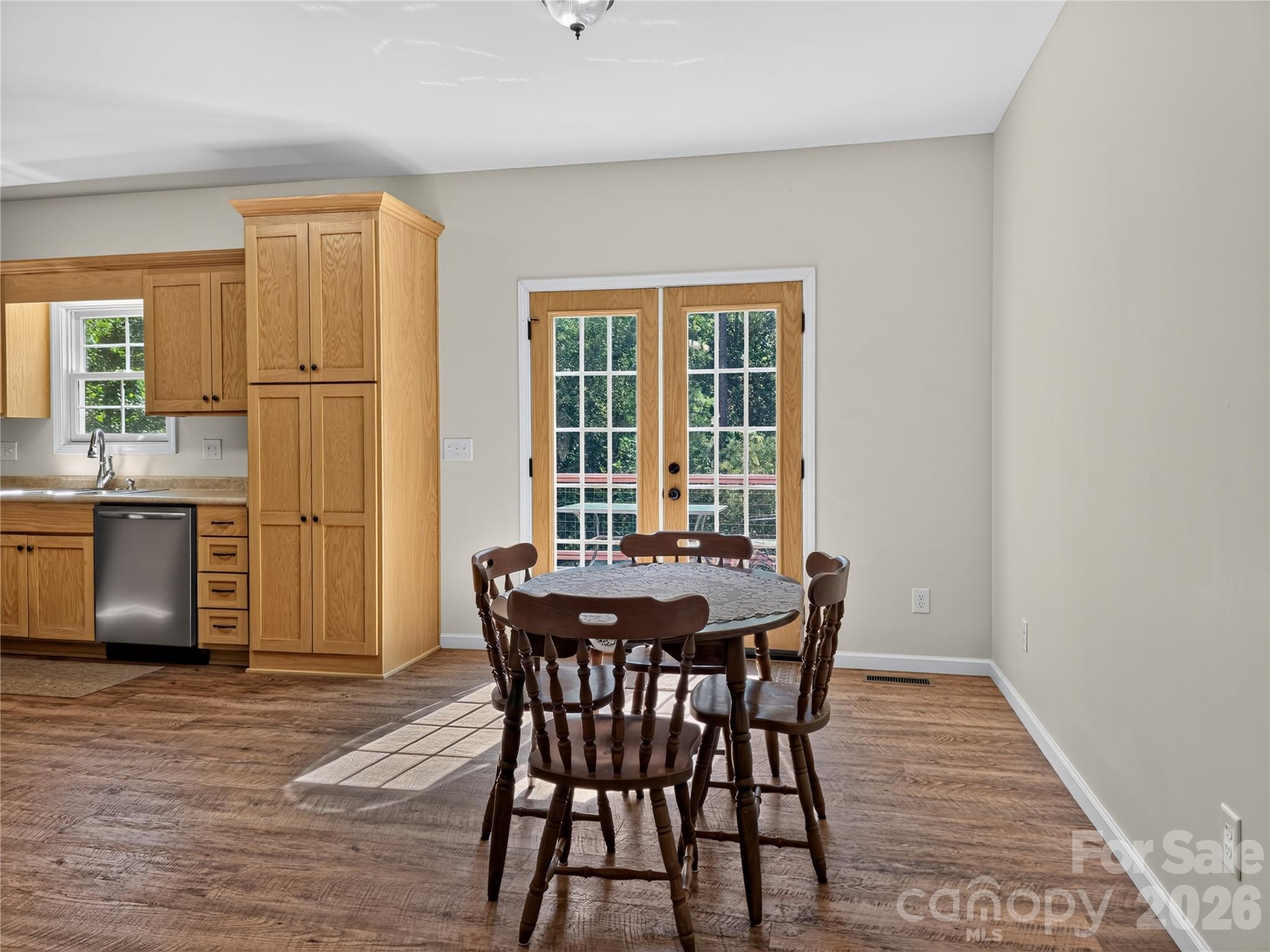 255 Brians Way Property Photo 9