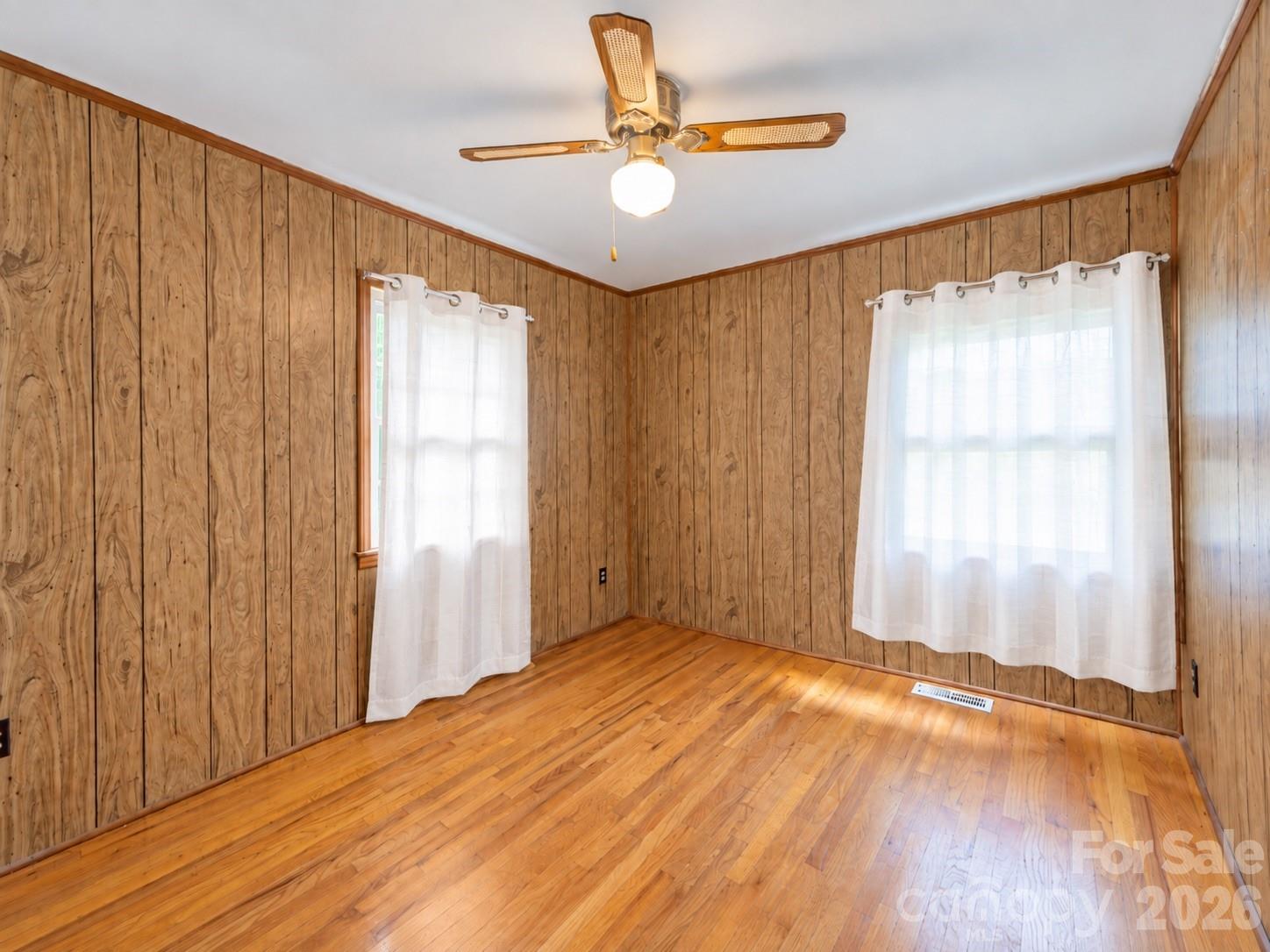 20914 Academy Street Property Photo 15