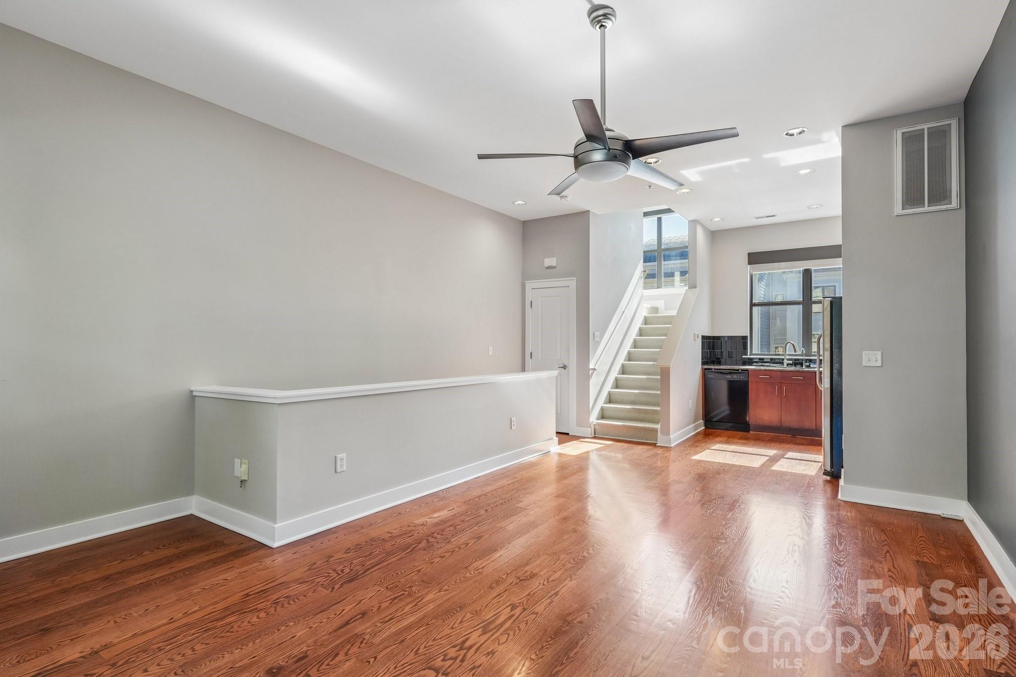 664 Garden District Drive Property Photo 8