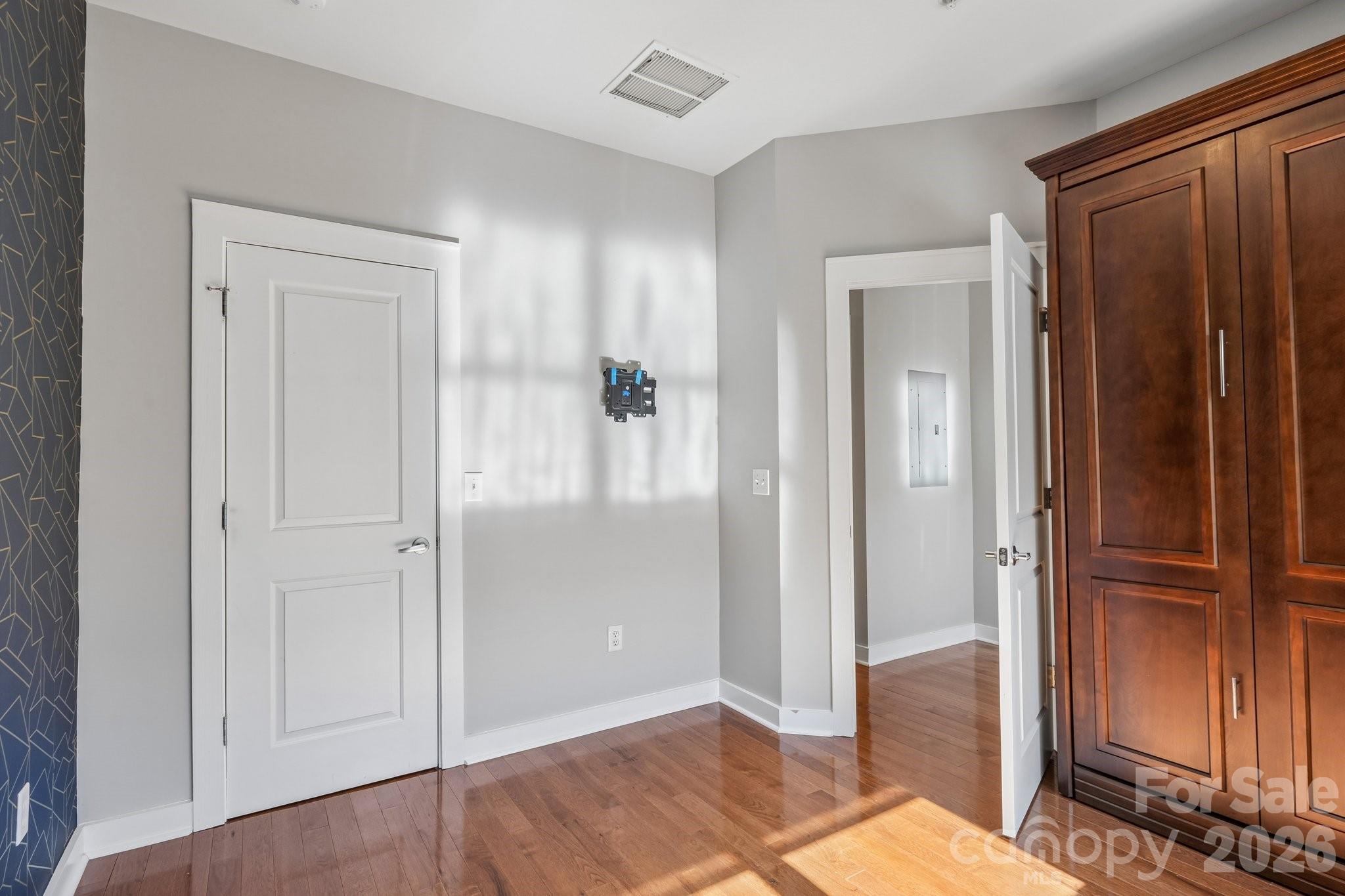664 Garden District Drive Property Photo 18