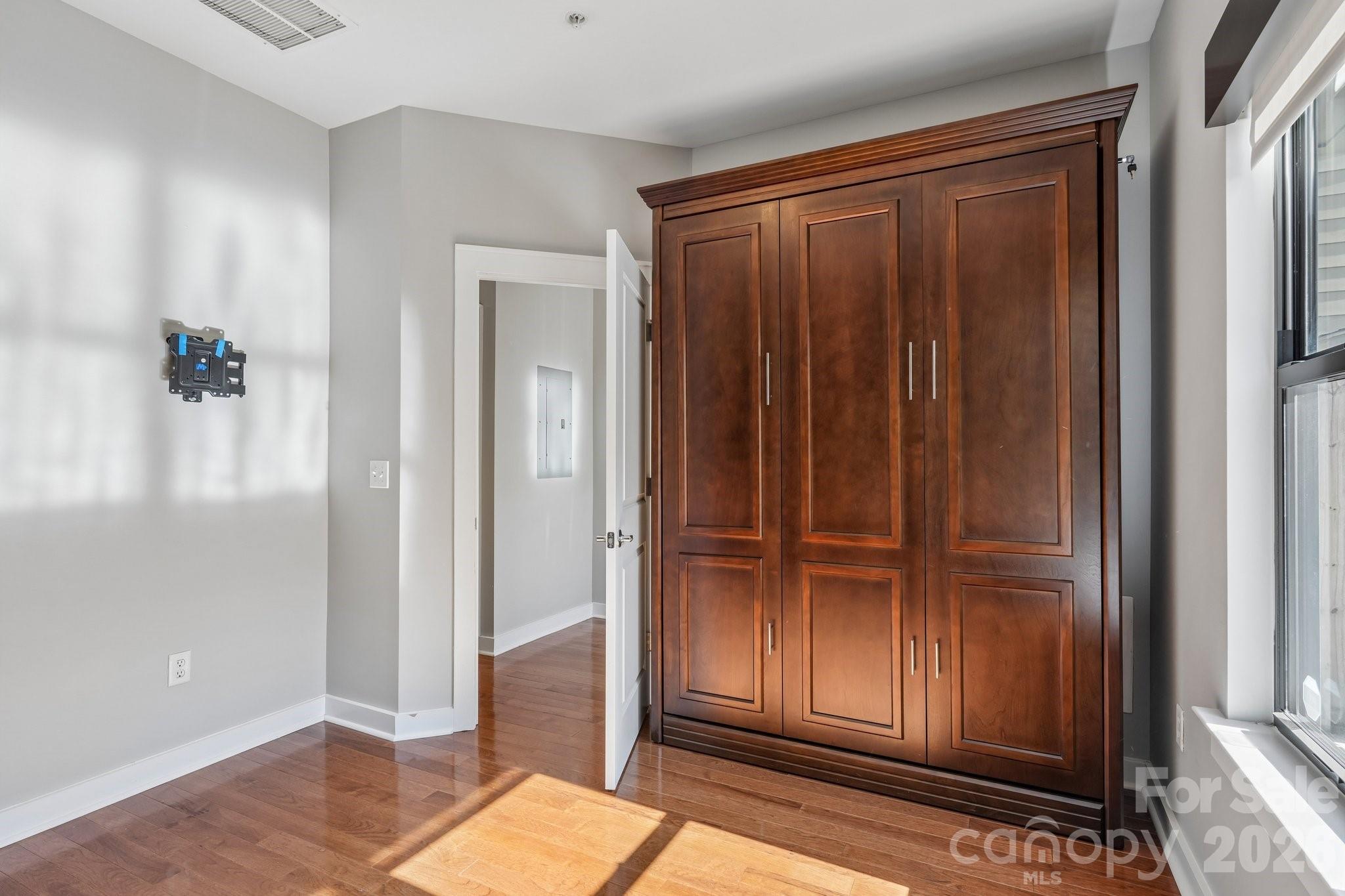 664 Garden District Drive Property Photo 19