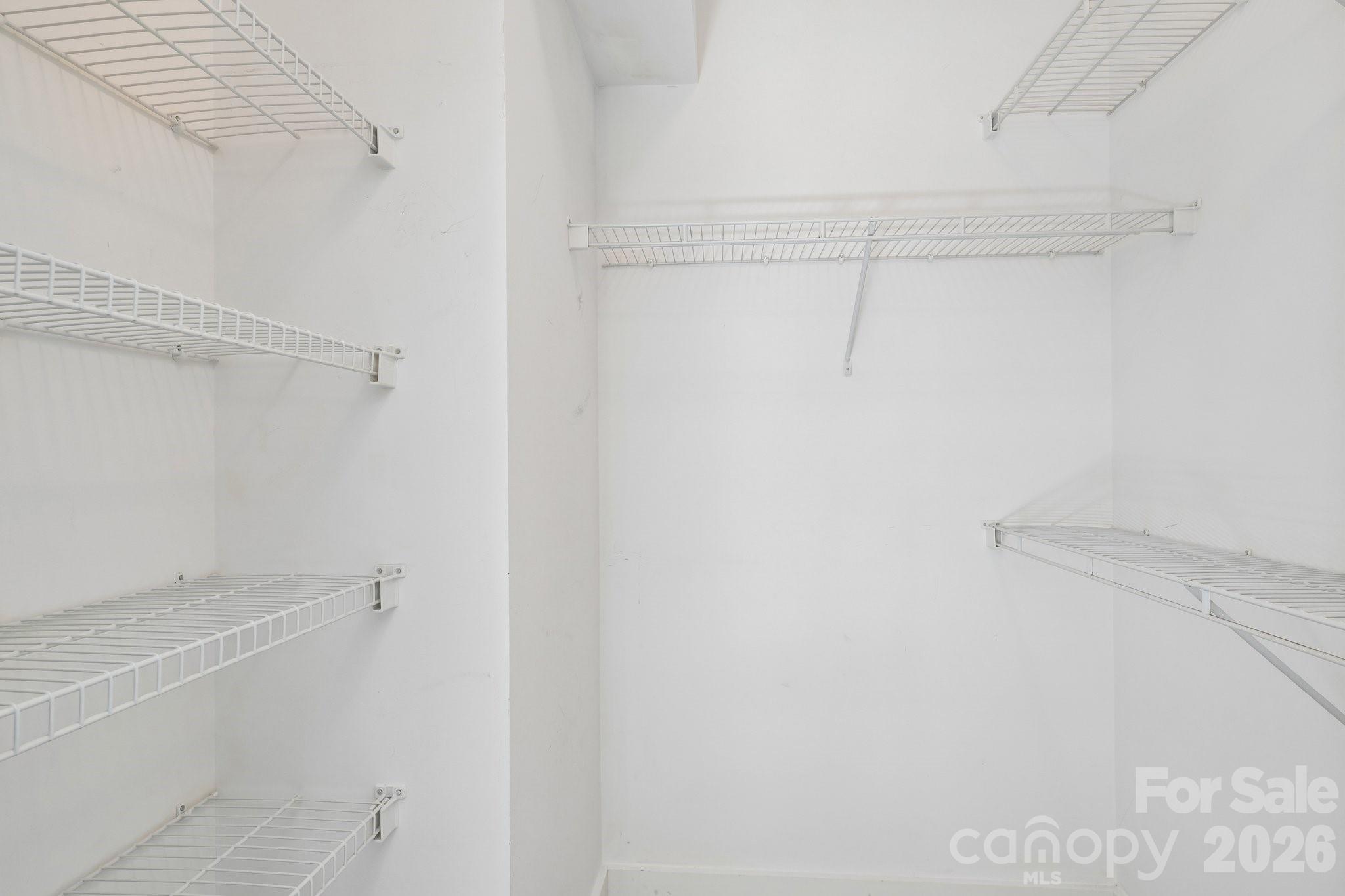 664 Garden District Drive Property Photo 26
