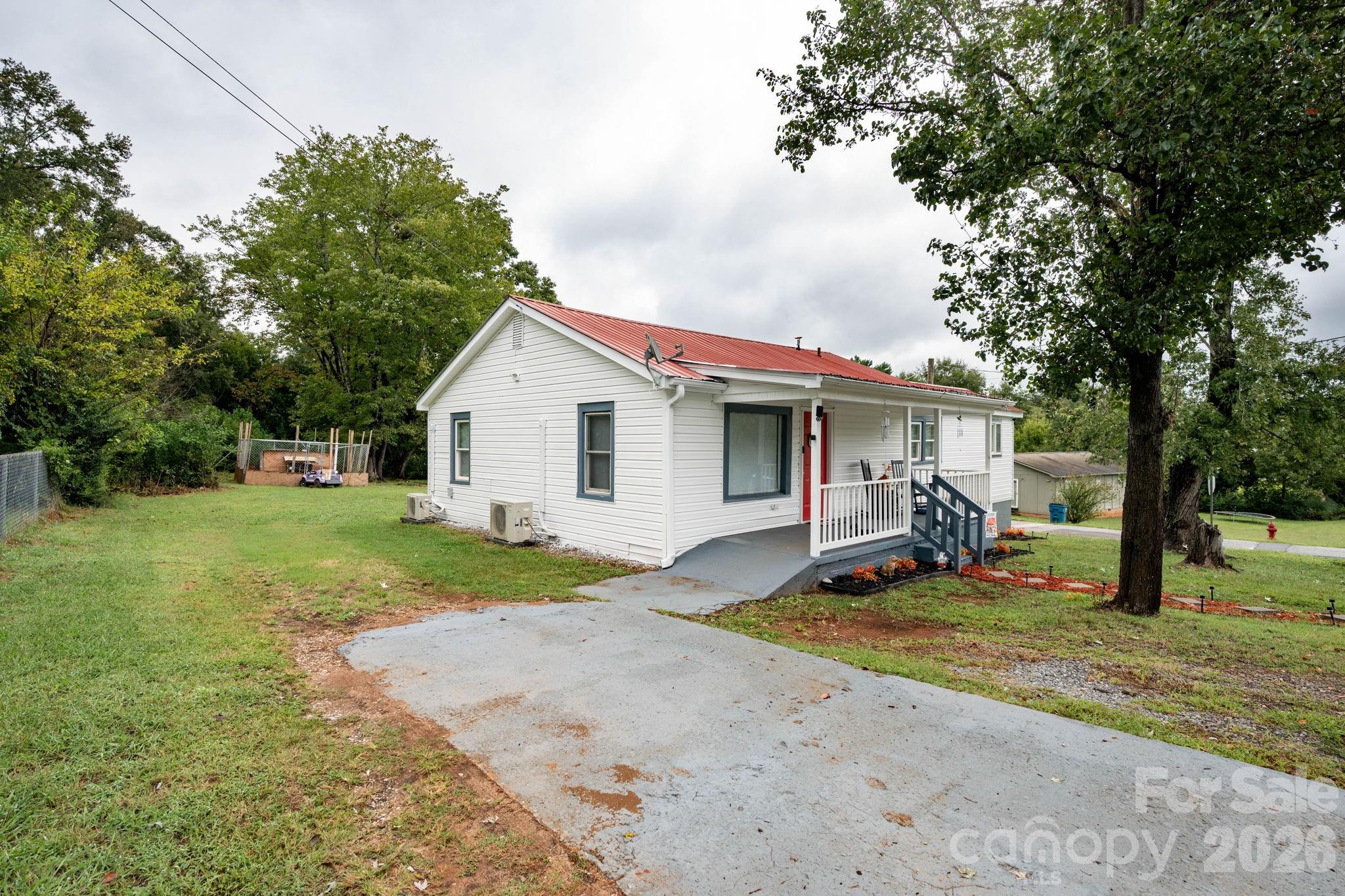 459 Harmon Street Property Photo 2