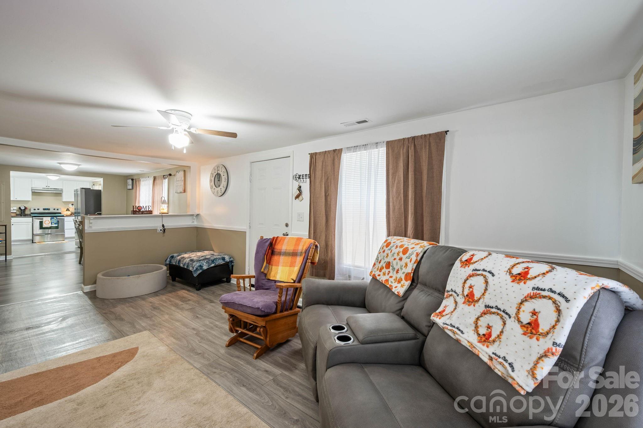 459 Harmon Street Property Photo 14