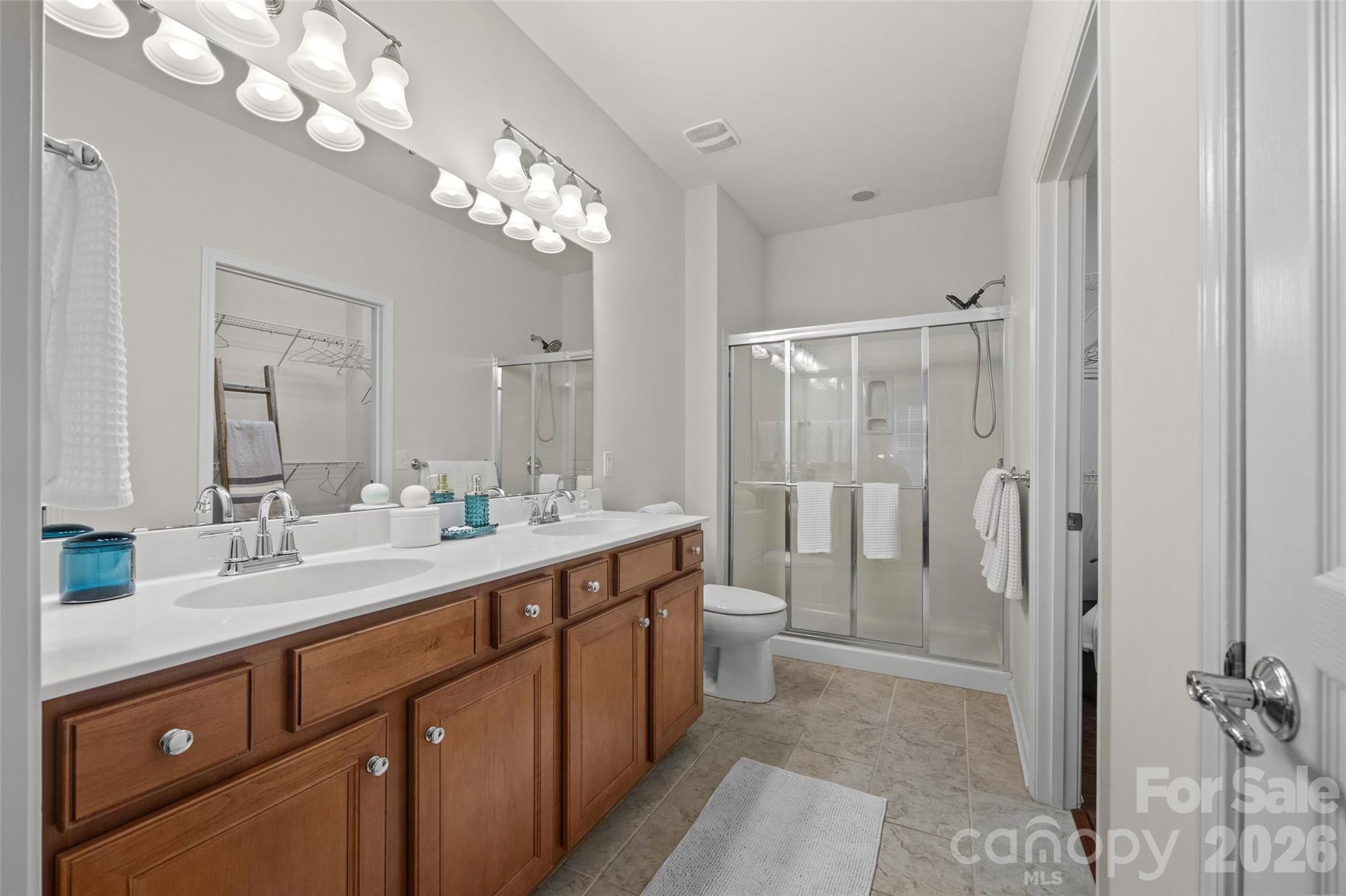 2041 Sweetleaf Drive Property Photo 14