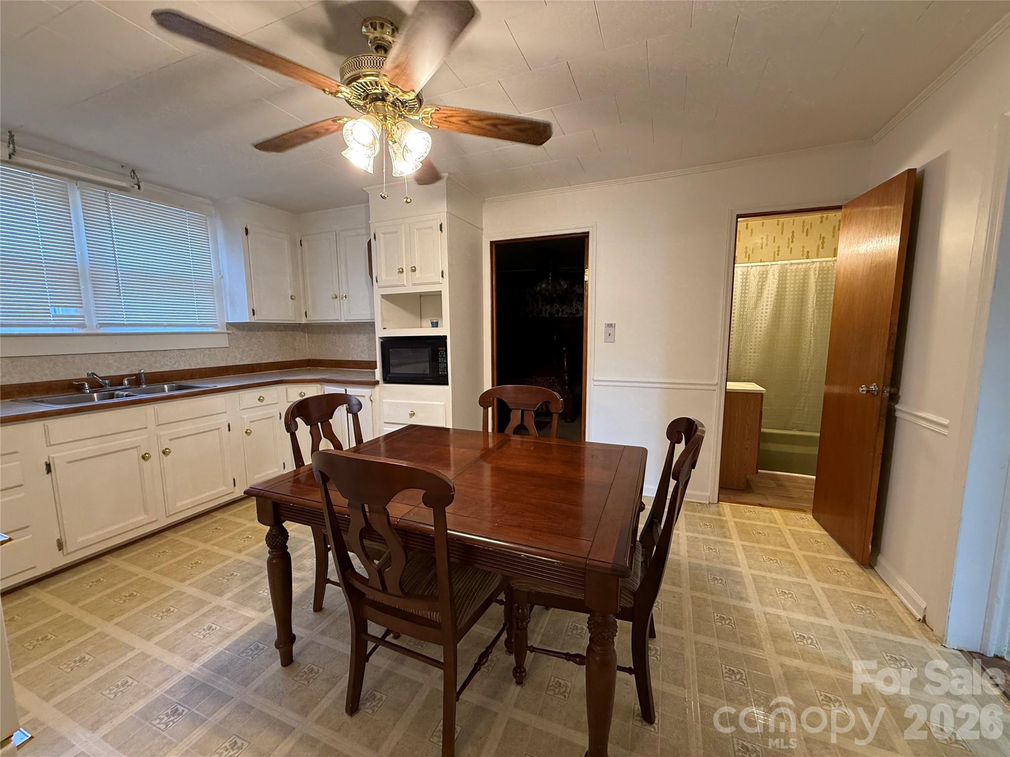17 Hill Street Property Photo 6