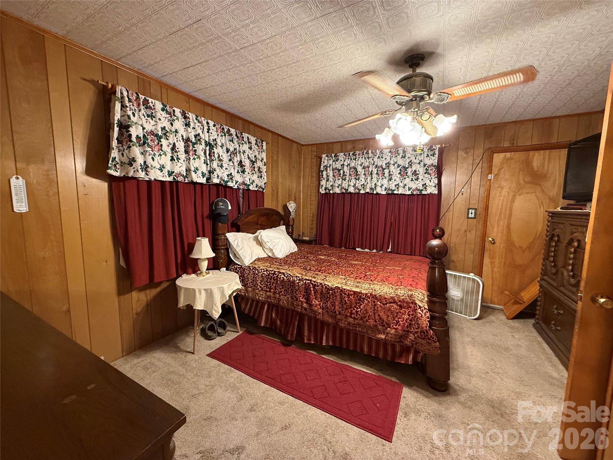 17 Hill Street Property Photo 16