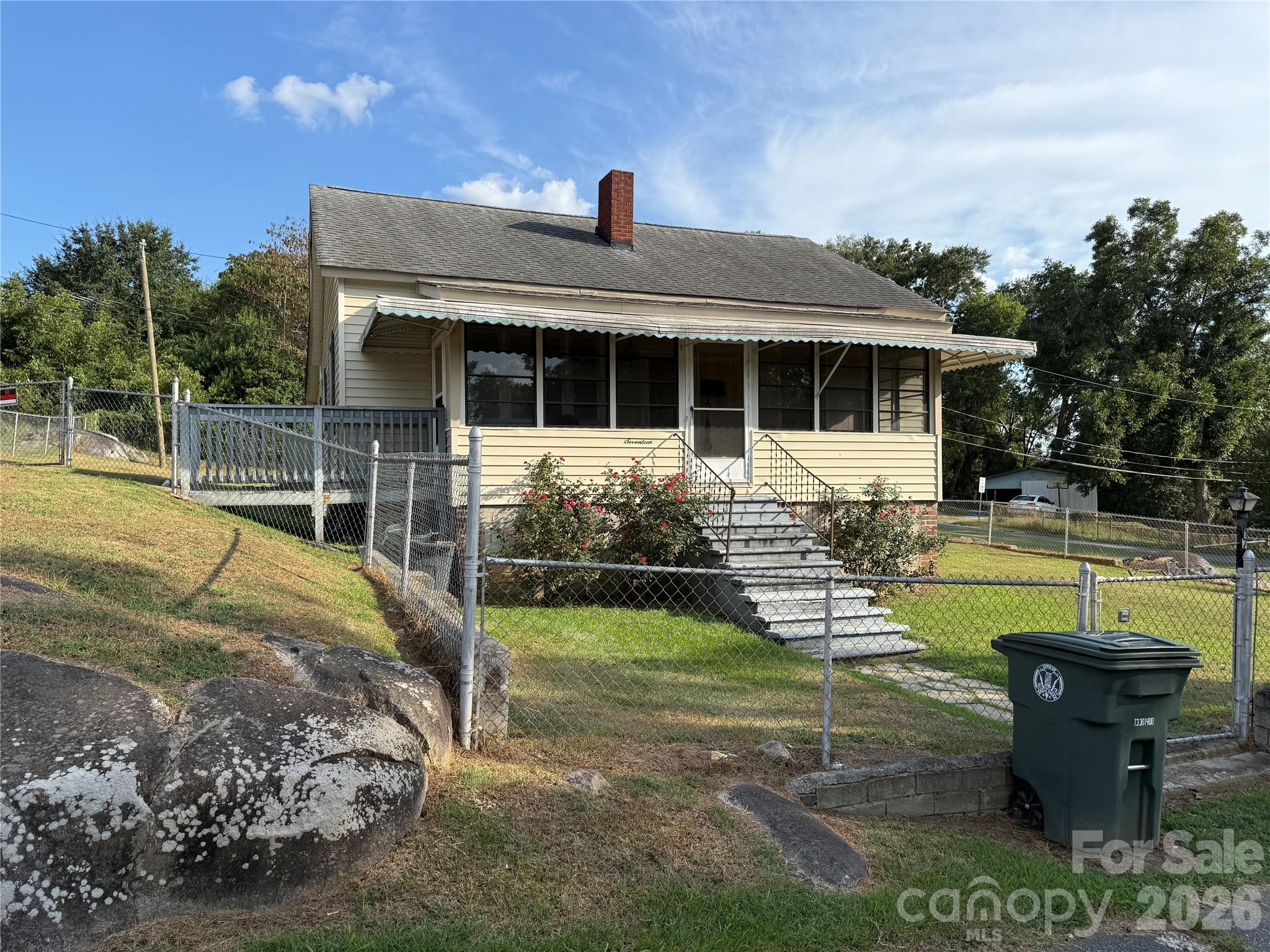17 Hill Street Property Photo 21