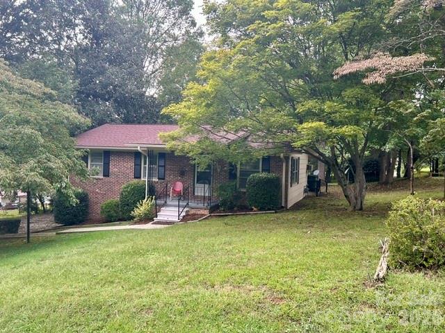 215 Norleon Avenue Property Photo 1