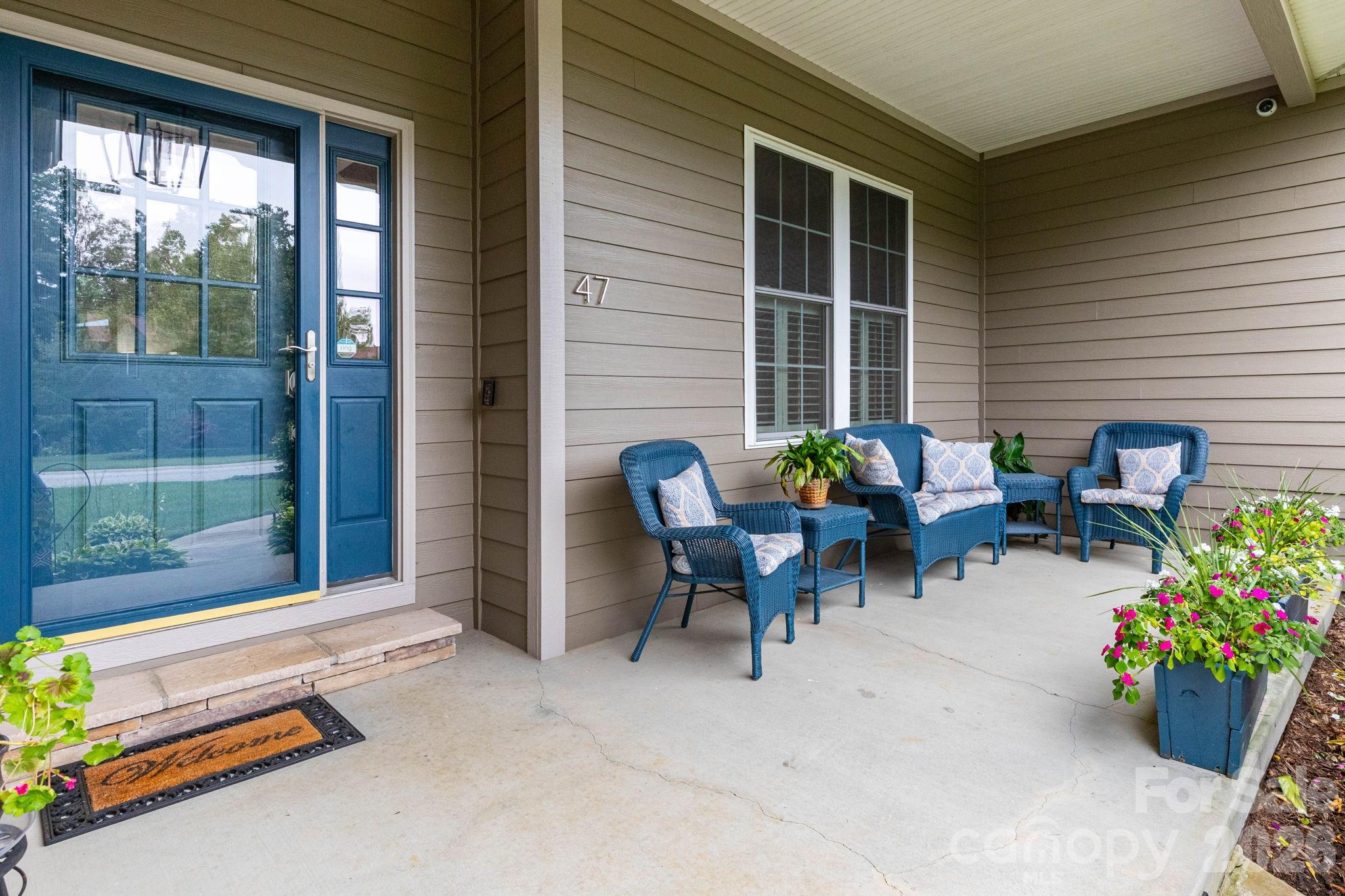 47 Drakes Meadow Lane Property Photo 4