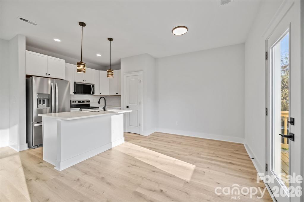1422 Johnston Street Property Photo 2