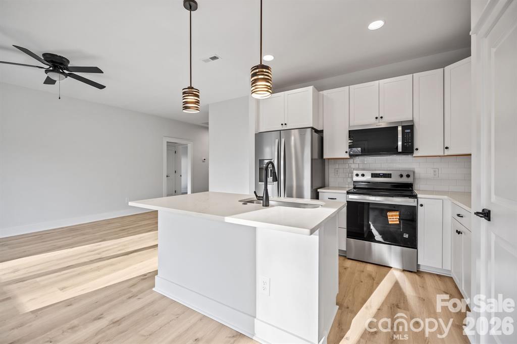 1422 Johnston Street Property Photo 4