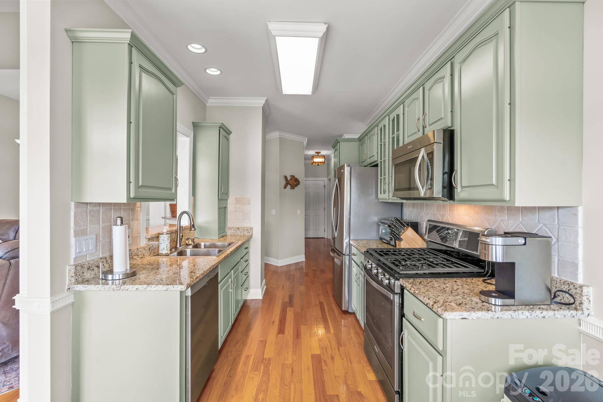 161 Abbotts Court Property Photo 11