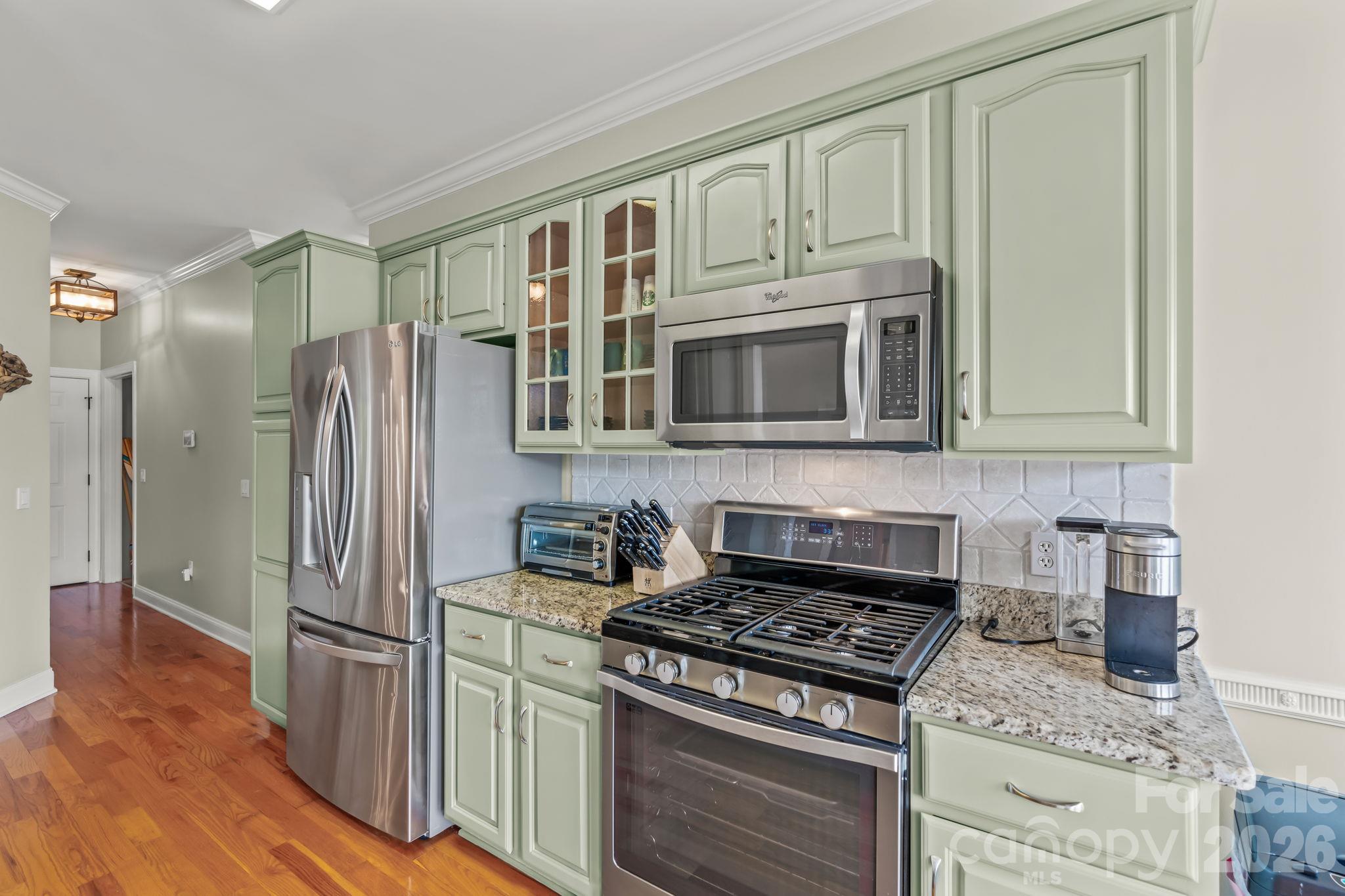 161 Abbotts Court Property Photo 12