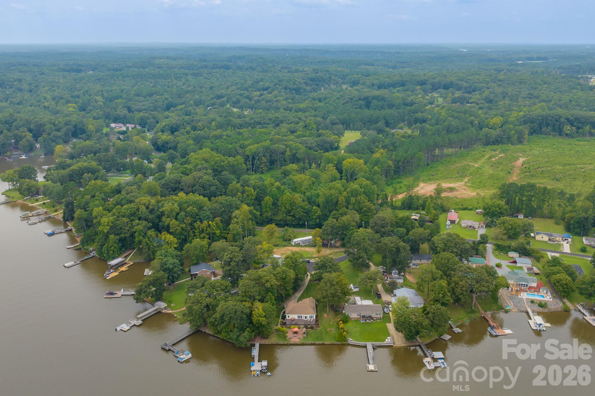 161 Abbotts Court Property Photo 37