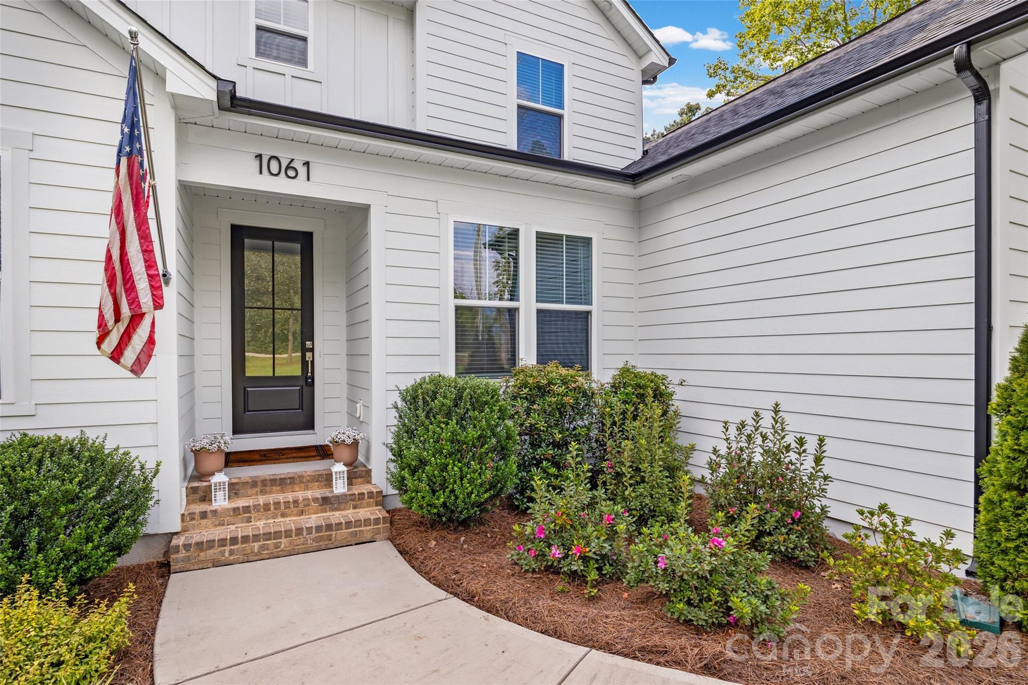 1061 Kendrick Road Property Photo 2