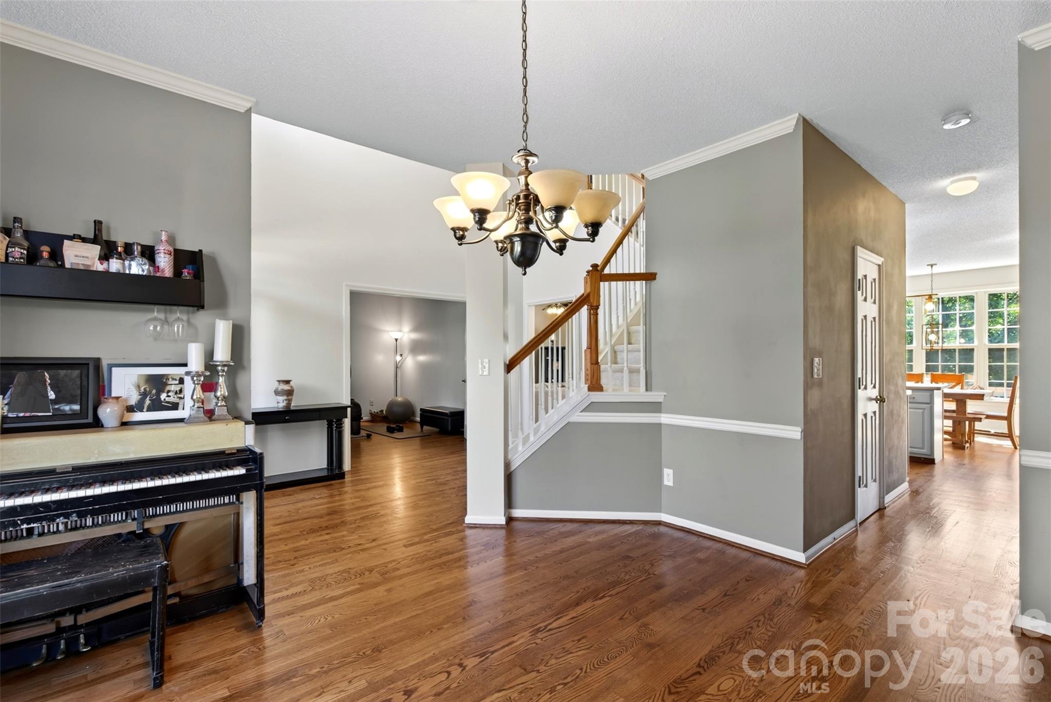 394 English Oak Road Property Photo 12