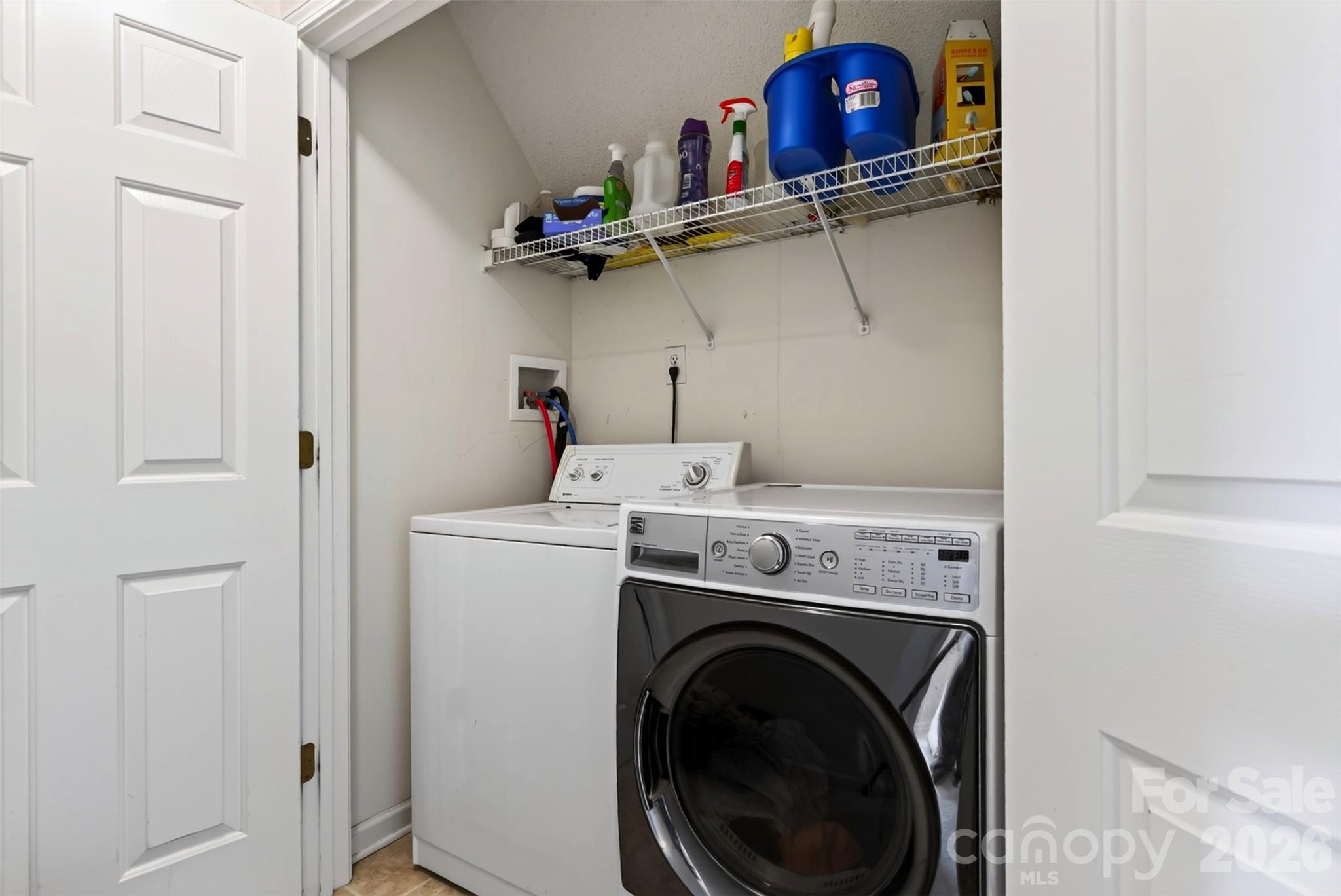 394 English Oak Road Property Photo 30