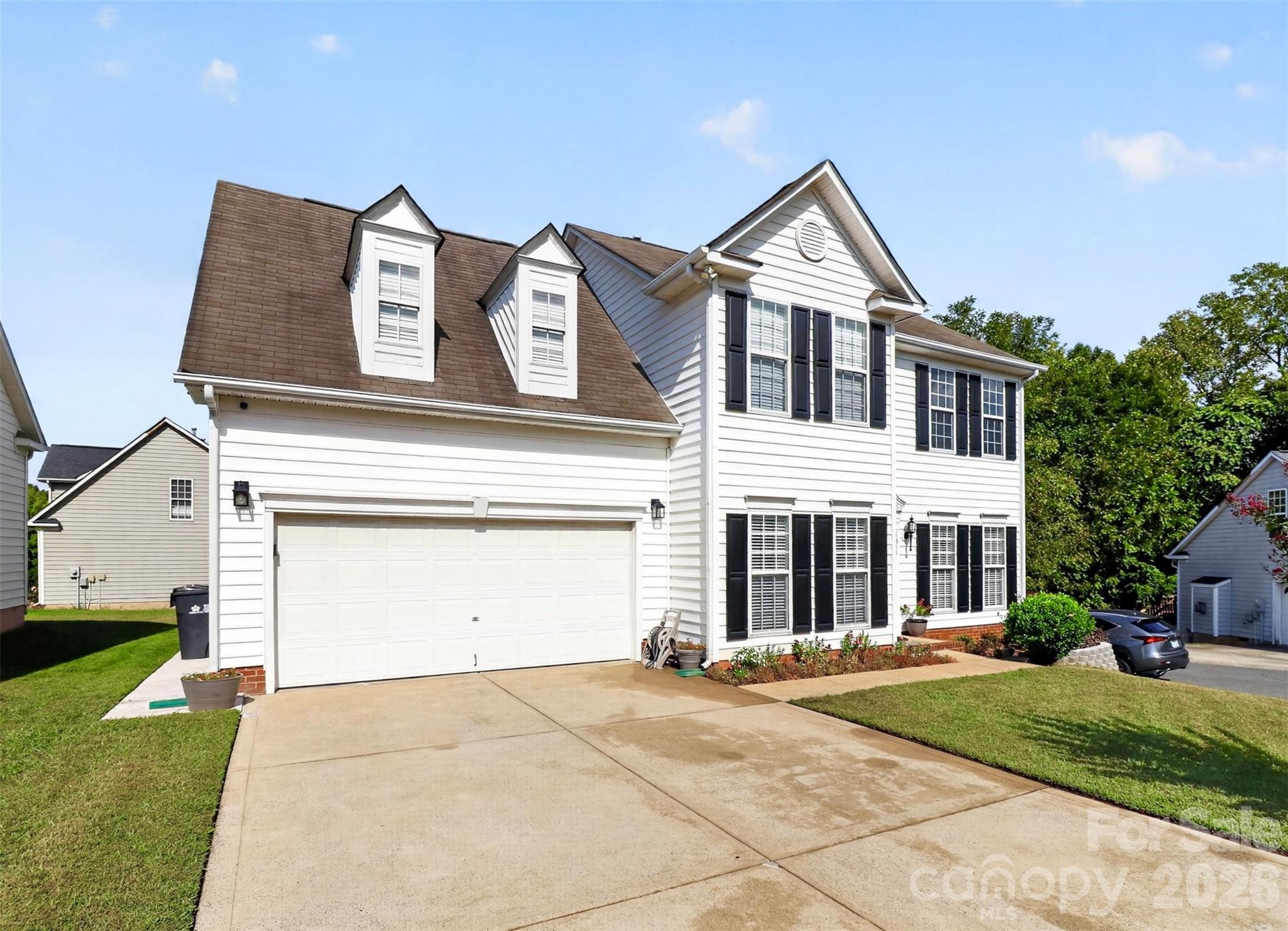 1811 Jeffrey Bryan Drive Property Photo 1
