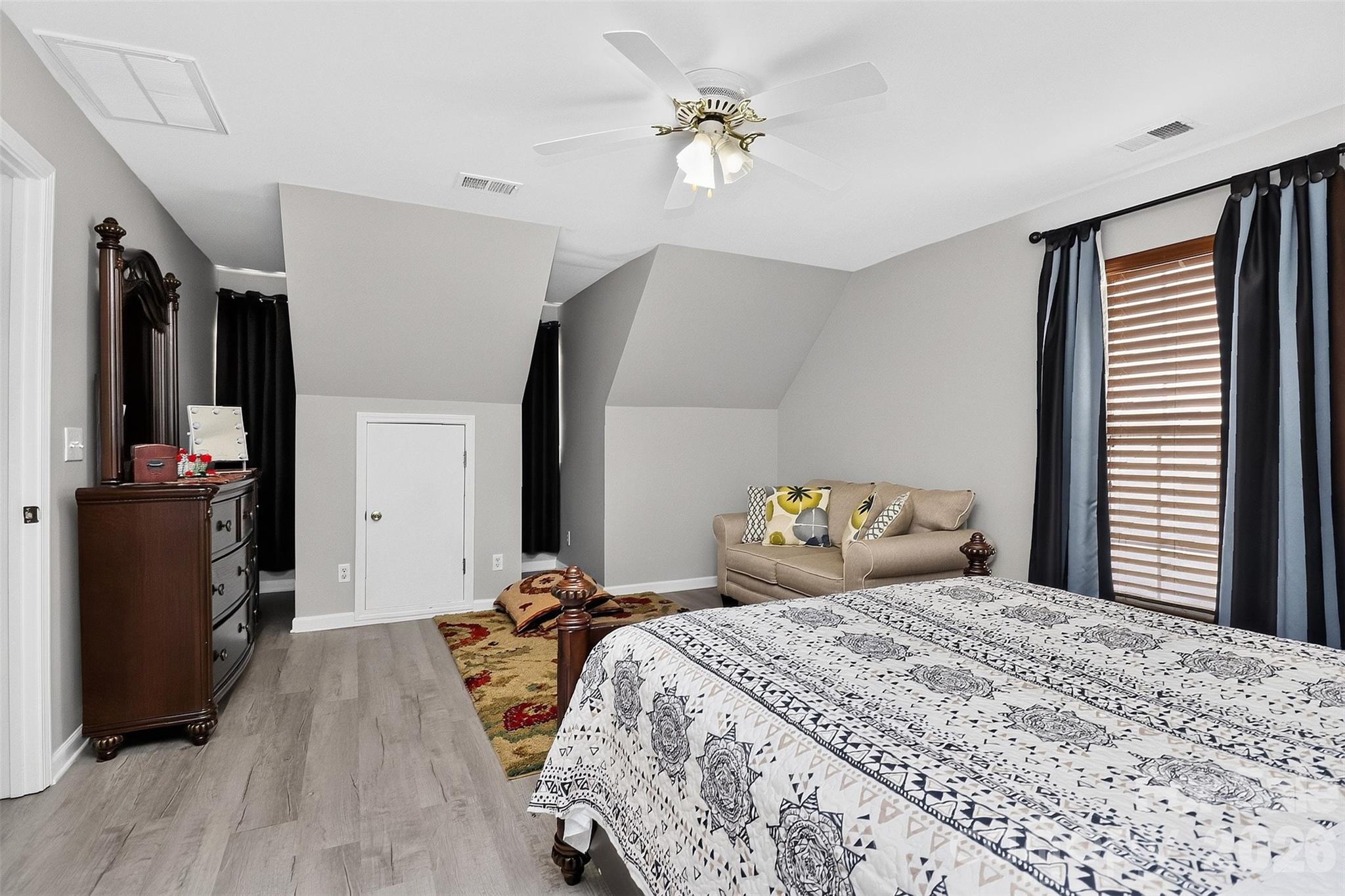 1811 Jeffrey Bryan Drive Property Photo 33