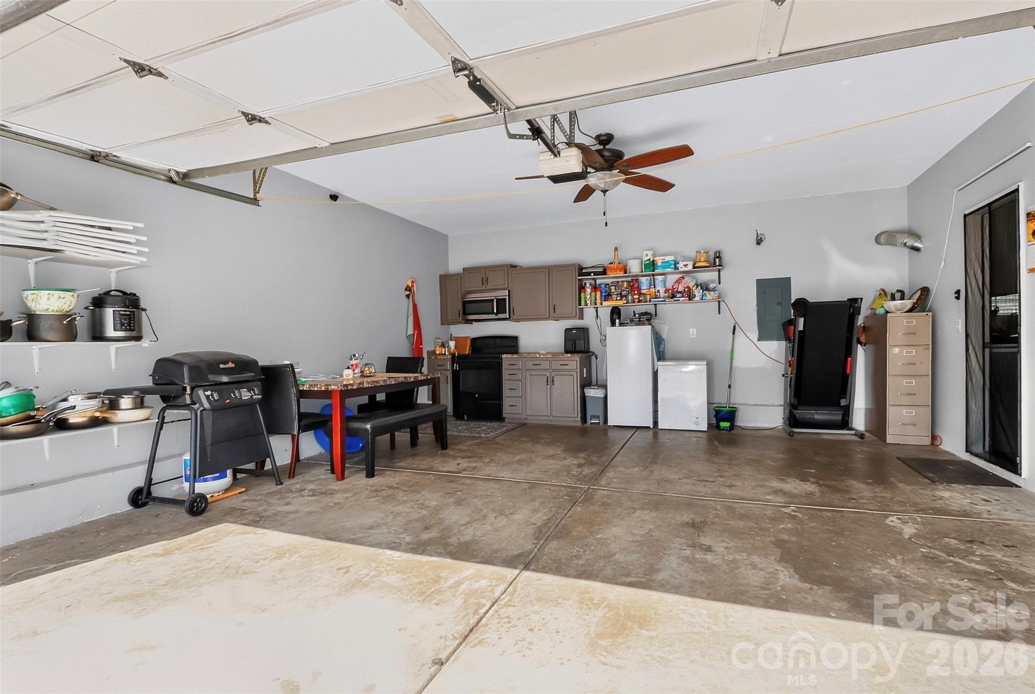 1811 Jeffrey Bryan Drive Property Photo 40