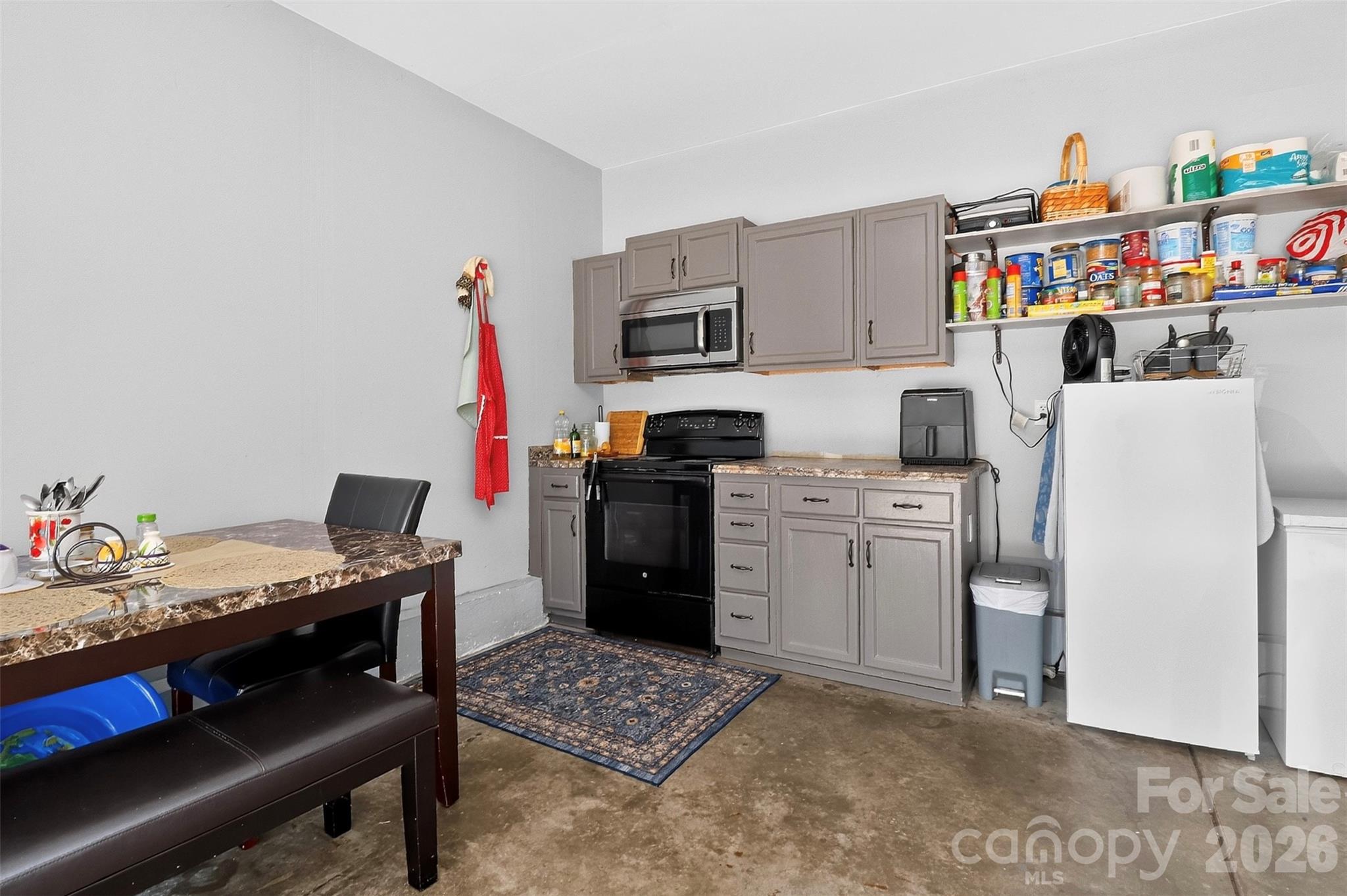 1811 Jeffrey Bryan Drive Property Photo 41