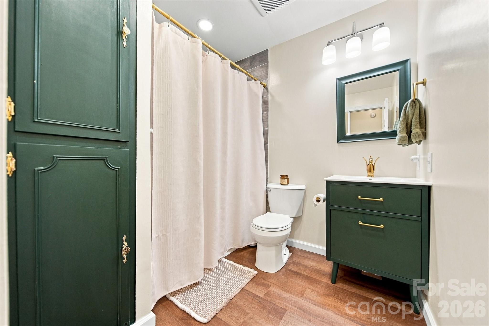 706 Springdale Road Property Photo 24