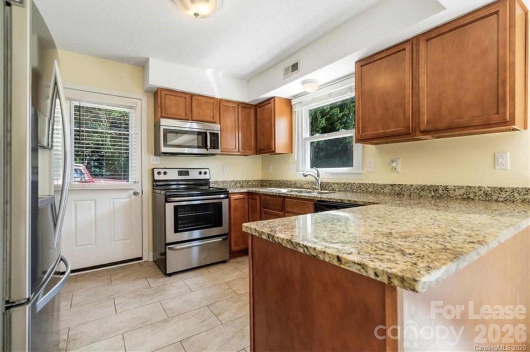 11610 Charnwood Court Property Photo 6
