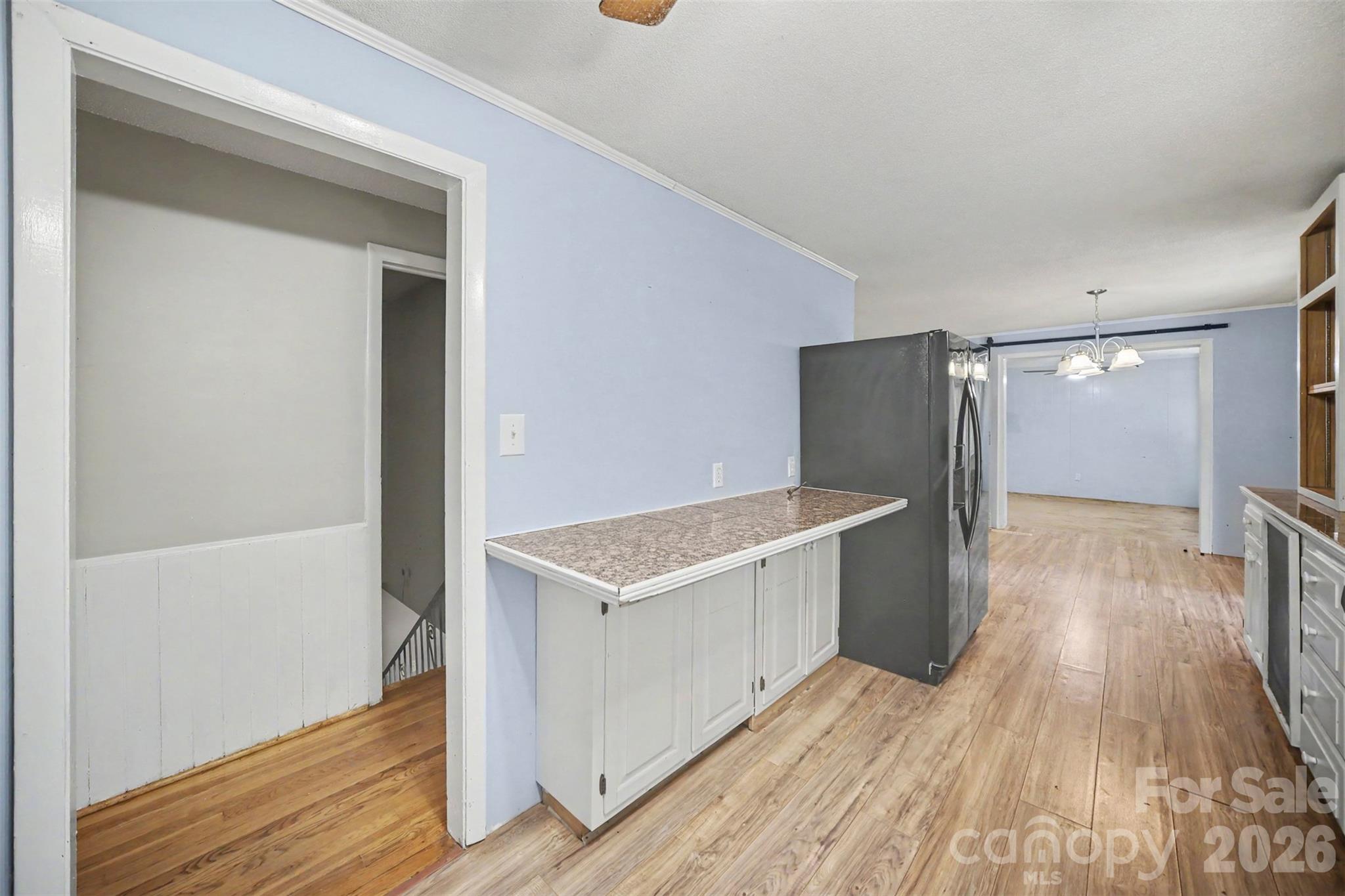 623 Westside Drive Property Photo 14