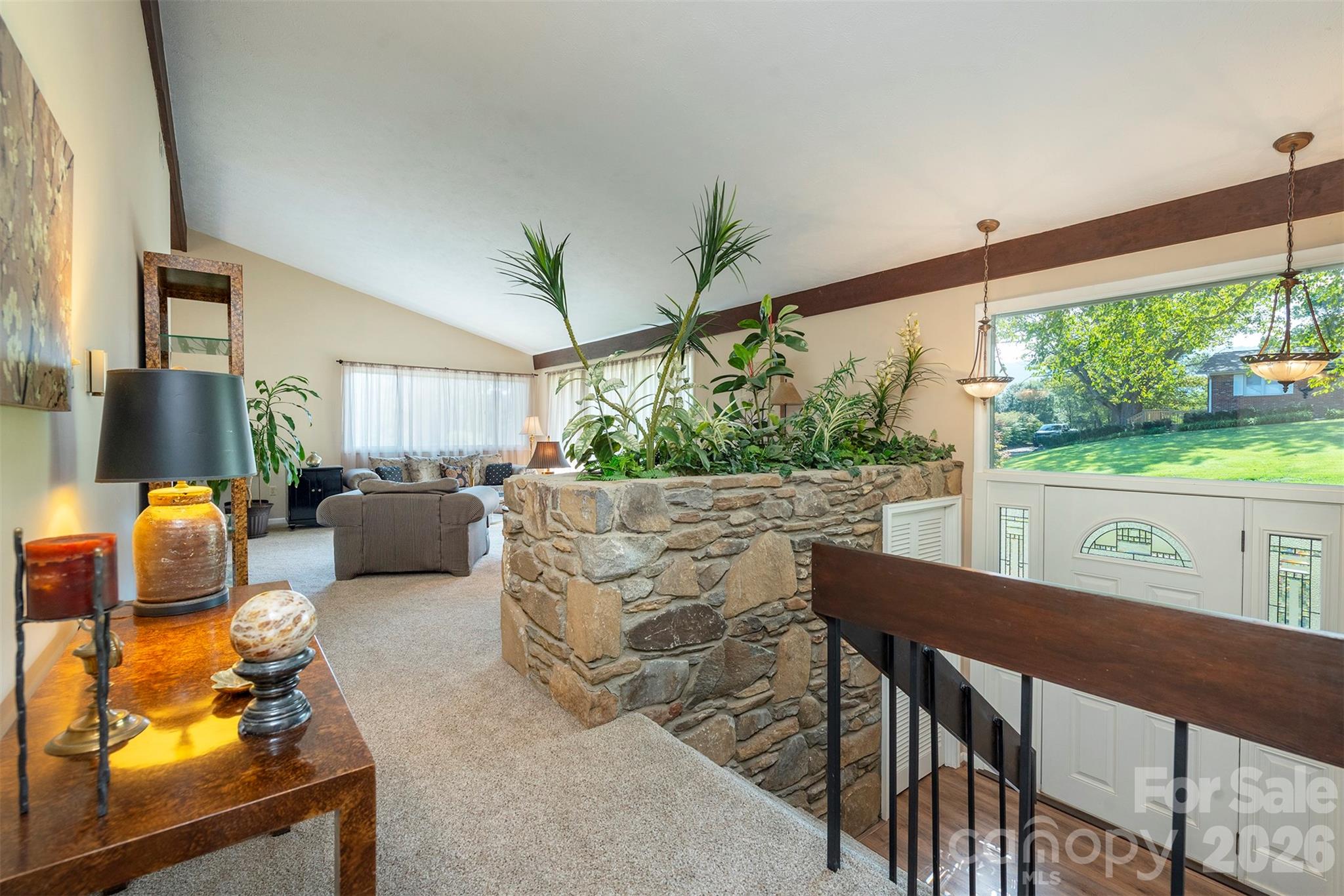 127 College Circle Property Photo 22