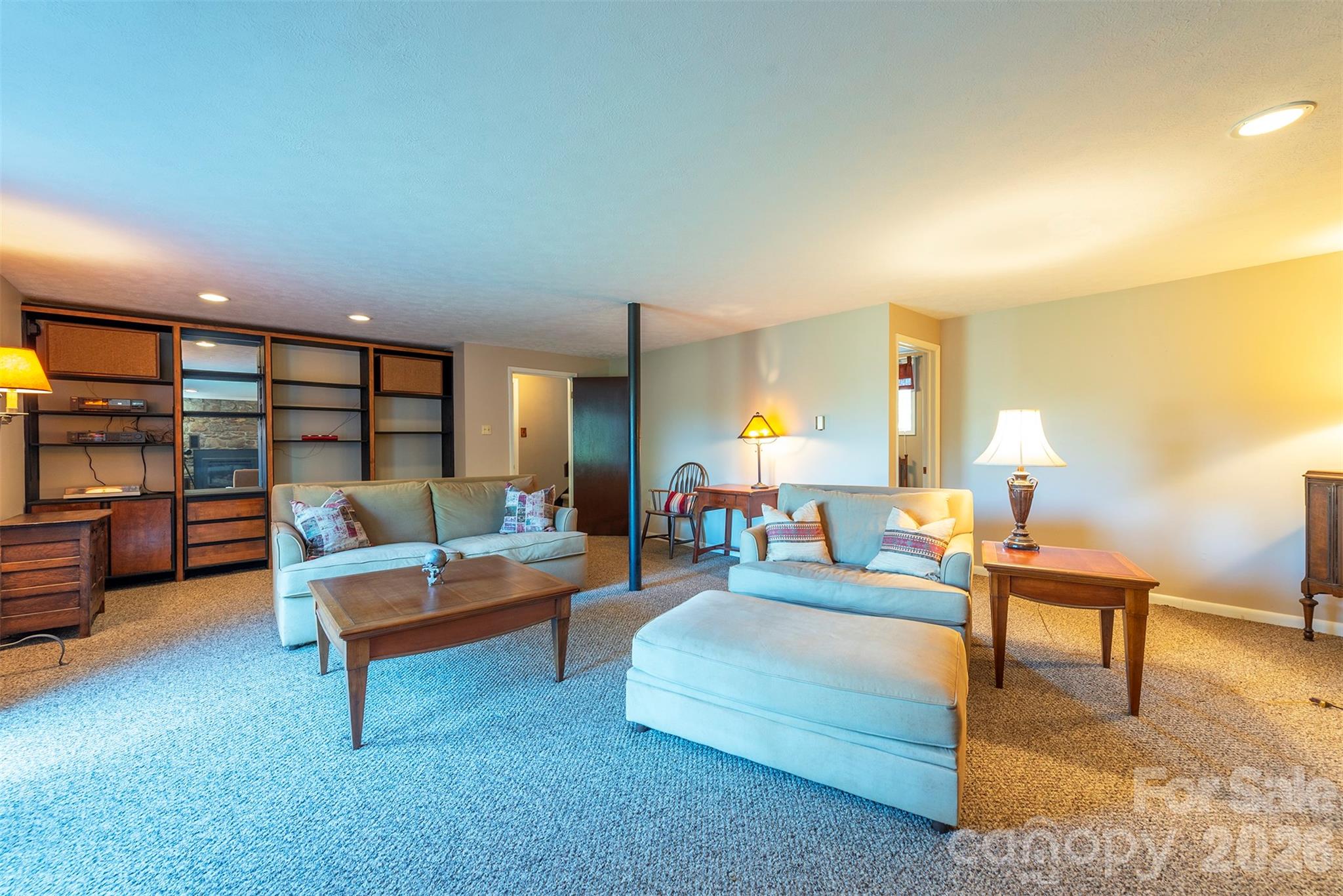 127 College Circle Property Photo 31